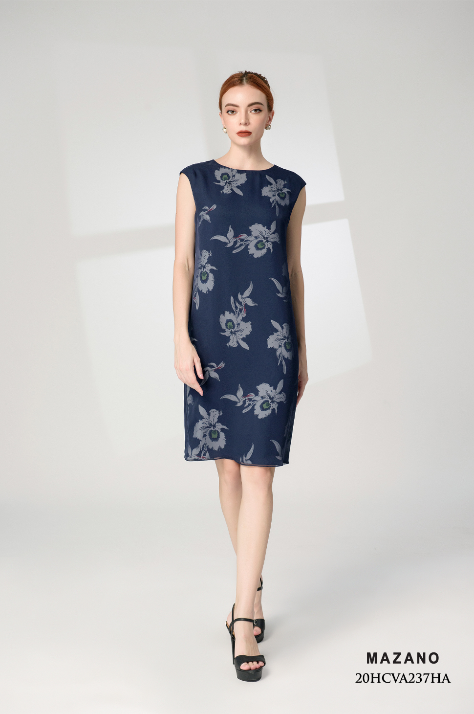 Đầm xanh phủ suông vừa_thumbnail_1