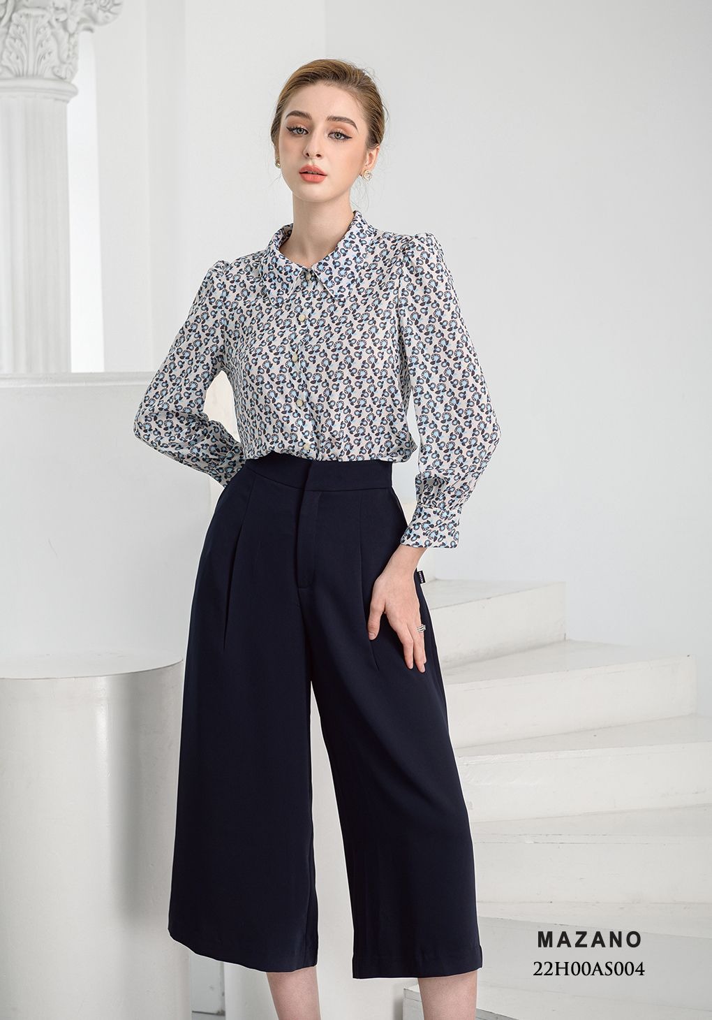 Áo sơ mi họa tiết form gọn, lá cổ cách điệu_thumbnail_2