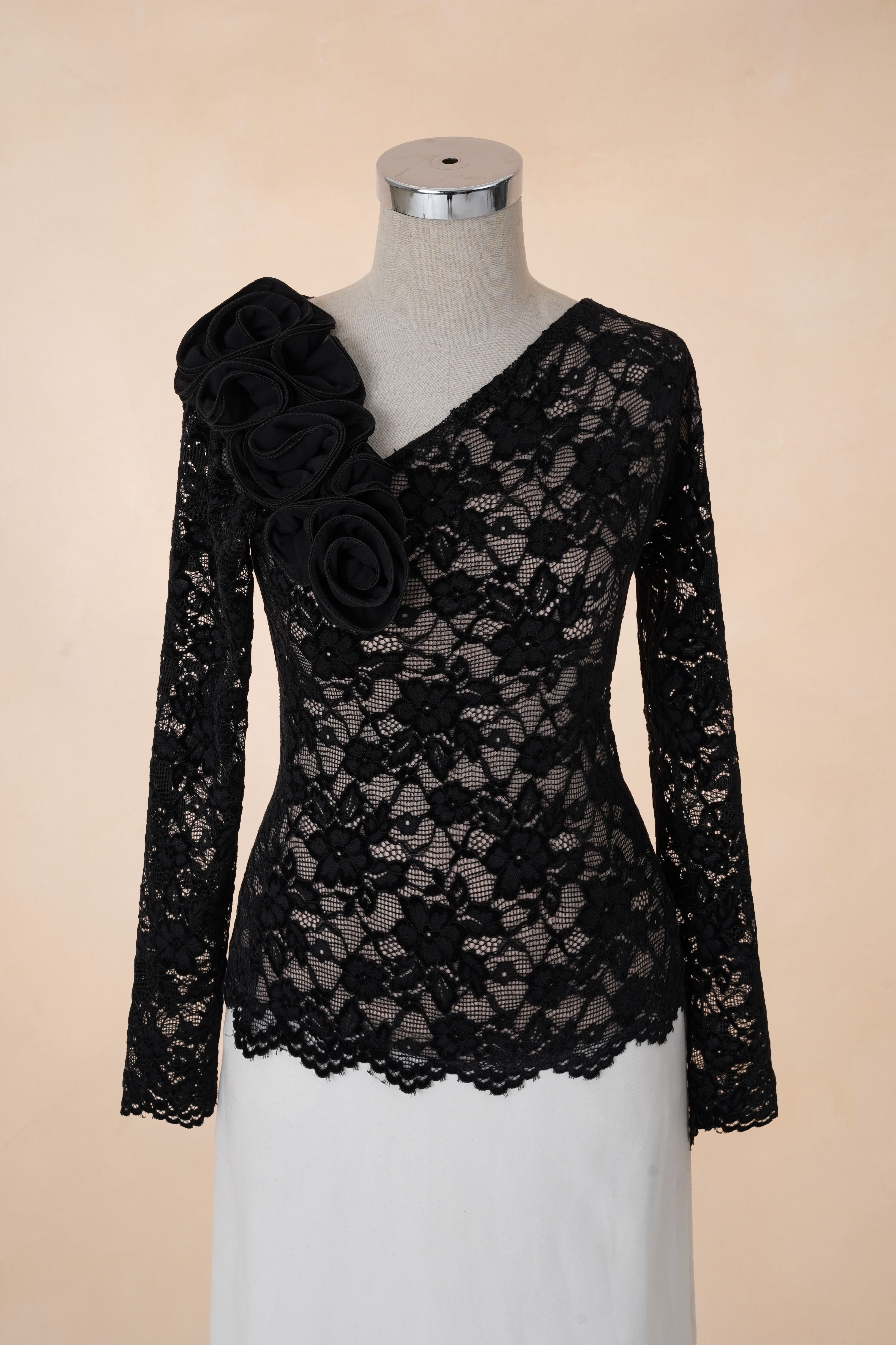 Áo Ren Cổ Lệch Hoa Vai_thumbnail_9