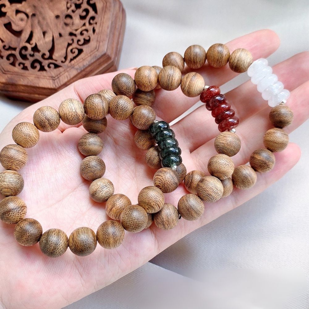 PT185 - Vòng trầm Ngũ điếu đá phong thủy