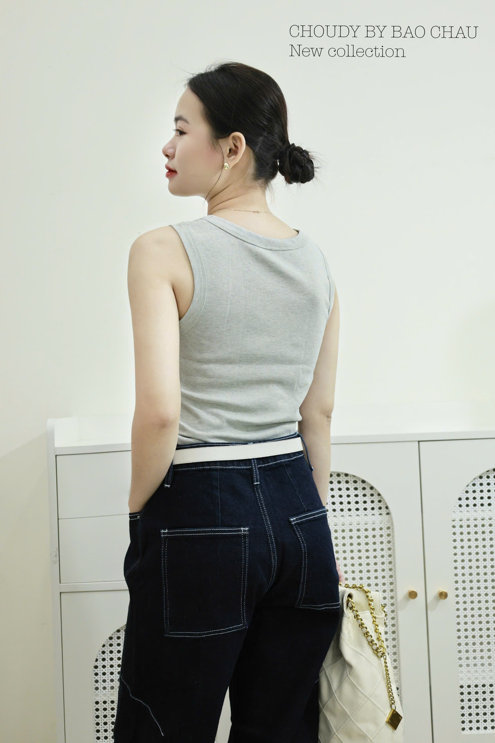 SALE  U2_thumbnail_8