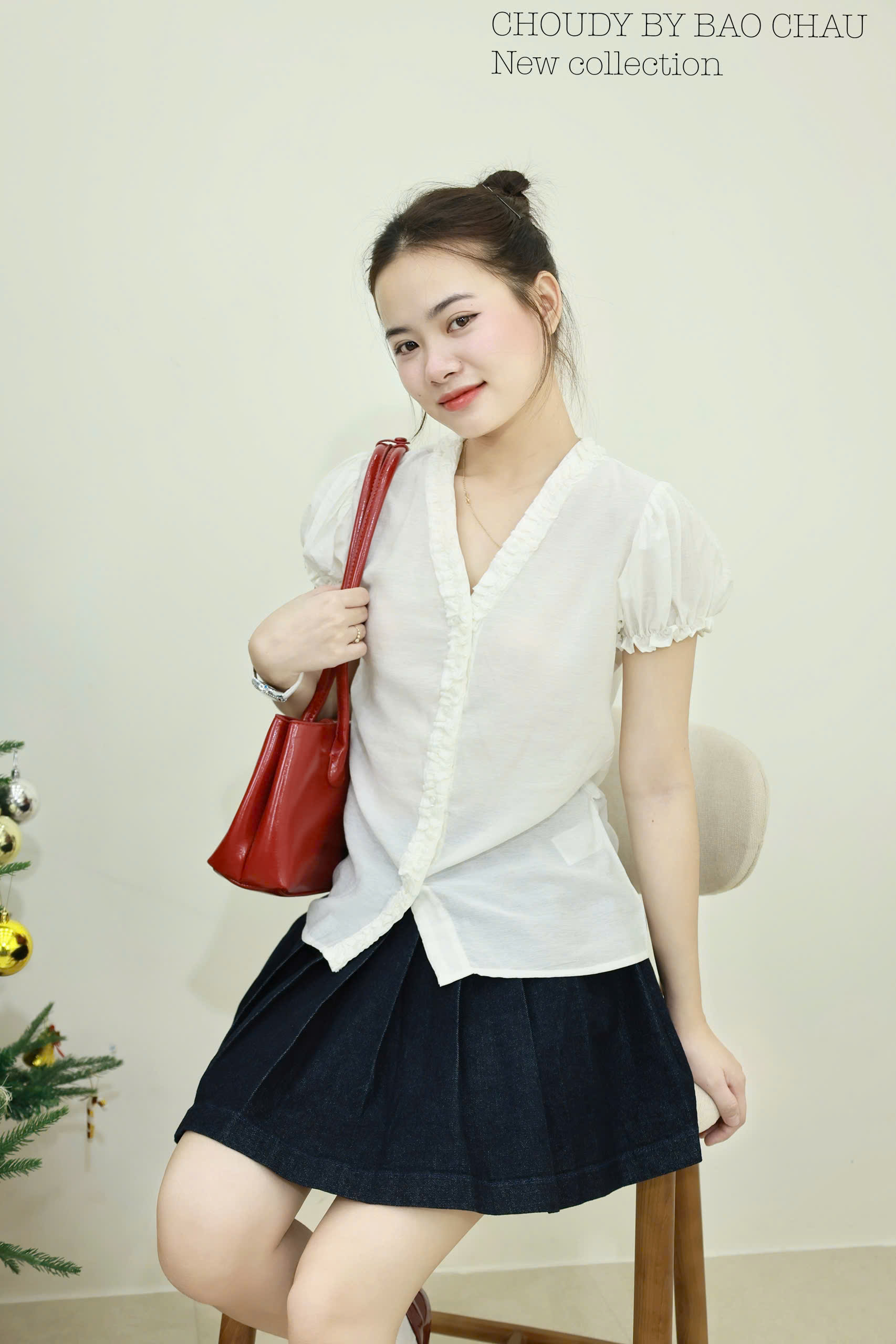 U766 ÁO KIỂU TRẮNG