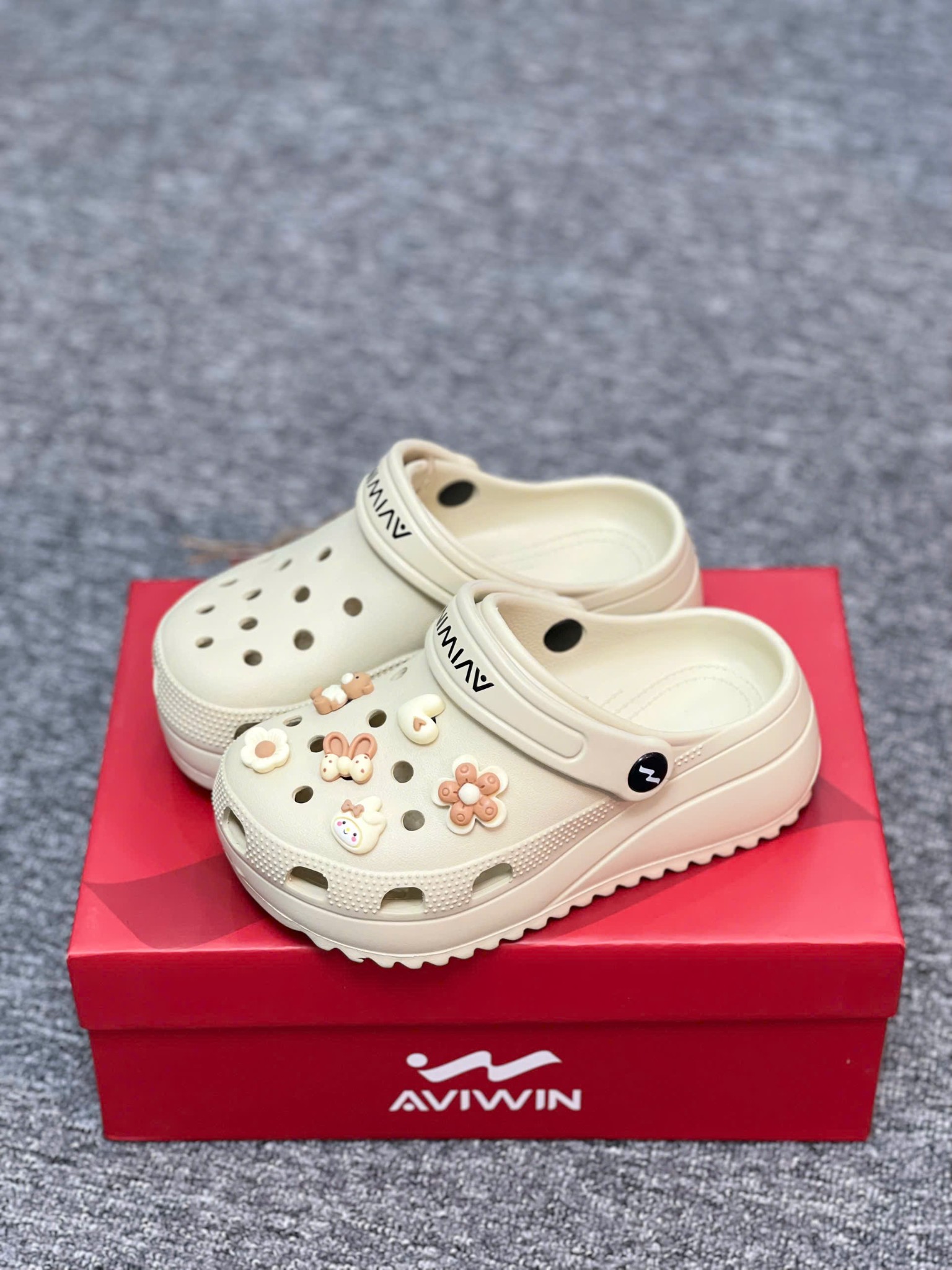 AVI01 Sục thời trang Nữ Aviwin Avi01 4 Màu_thumbnail_3