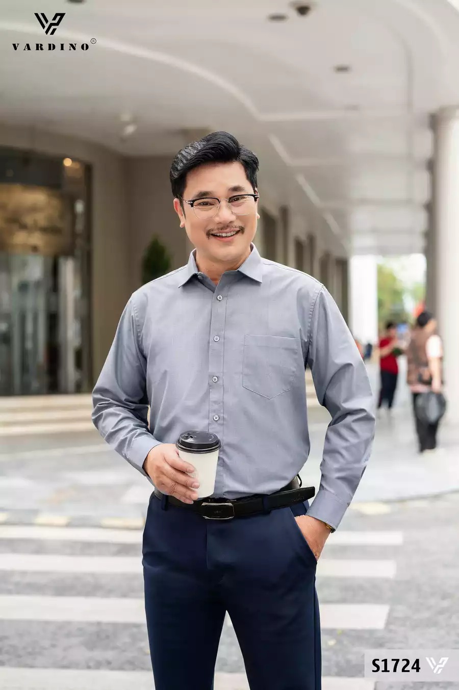 Áo sơ mi nam trung niên dành cho người 50 tuổi màu xám ghi tại Vardino