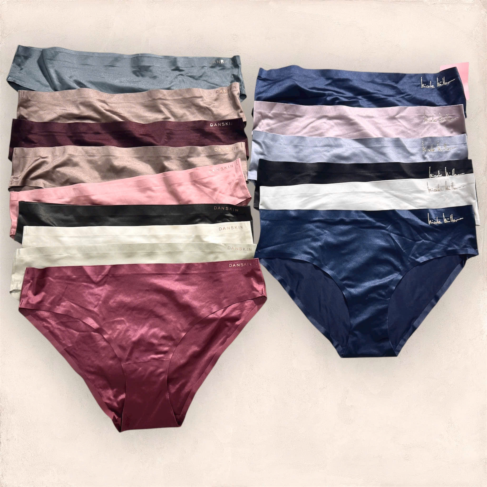 HU101 - Set 6 quần lót xịn ( NGẪU NHIÊN 6C 3 MÀU ) - trộn fom