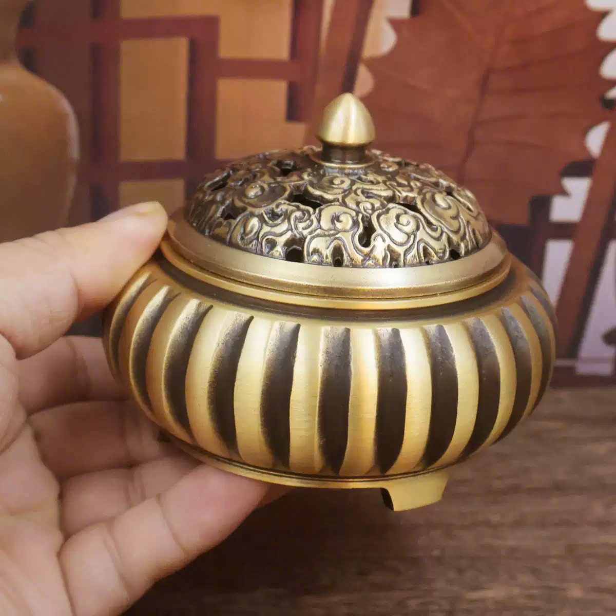 Lư đốt trầm bằng đồng đẹp 