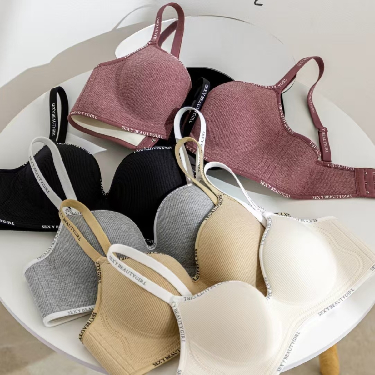 [Mã B55] Áo Lót Cotton Nữ  Mút Dày 5cm Nâng Vòng 1 Không Gọng Áo Bra Chất Cotton Không Gọng Có Mút Dày Đệm Tròn Gom Quả Chống Xệ Hạn Chế Ngấn Mỡ Lưng -- Vikam_thumbnail_1