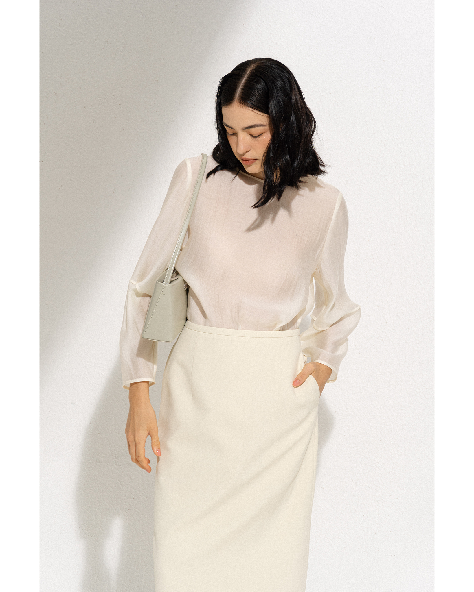 MOONI BLOUSE_thumbnail_1