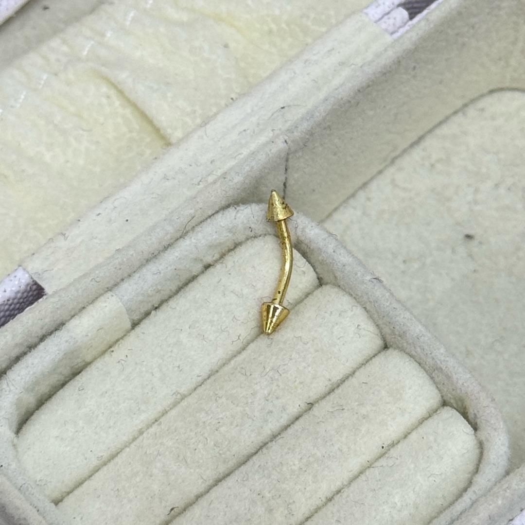 Banana vàng đinh nhọn size 8.