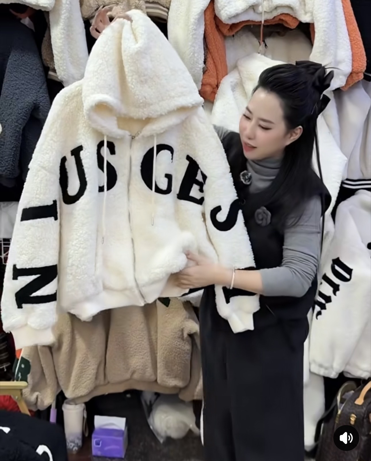 Áo khoác lông chữ - K65