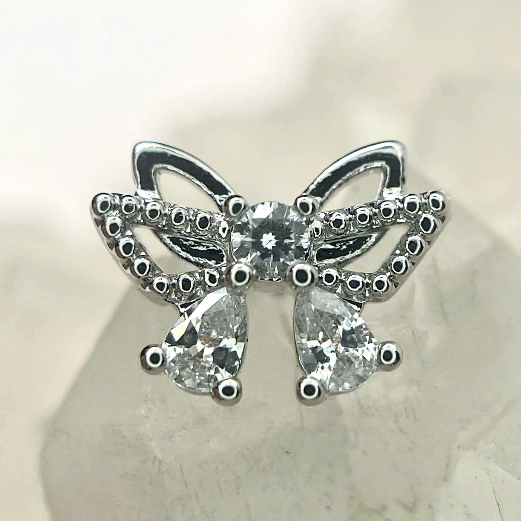 Khuyên kiểu bướm nơ trắng dẹt_thumbnail_2