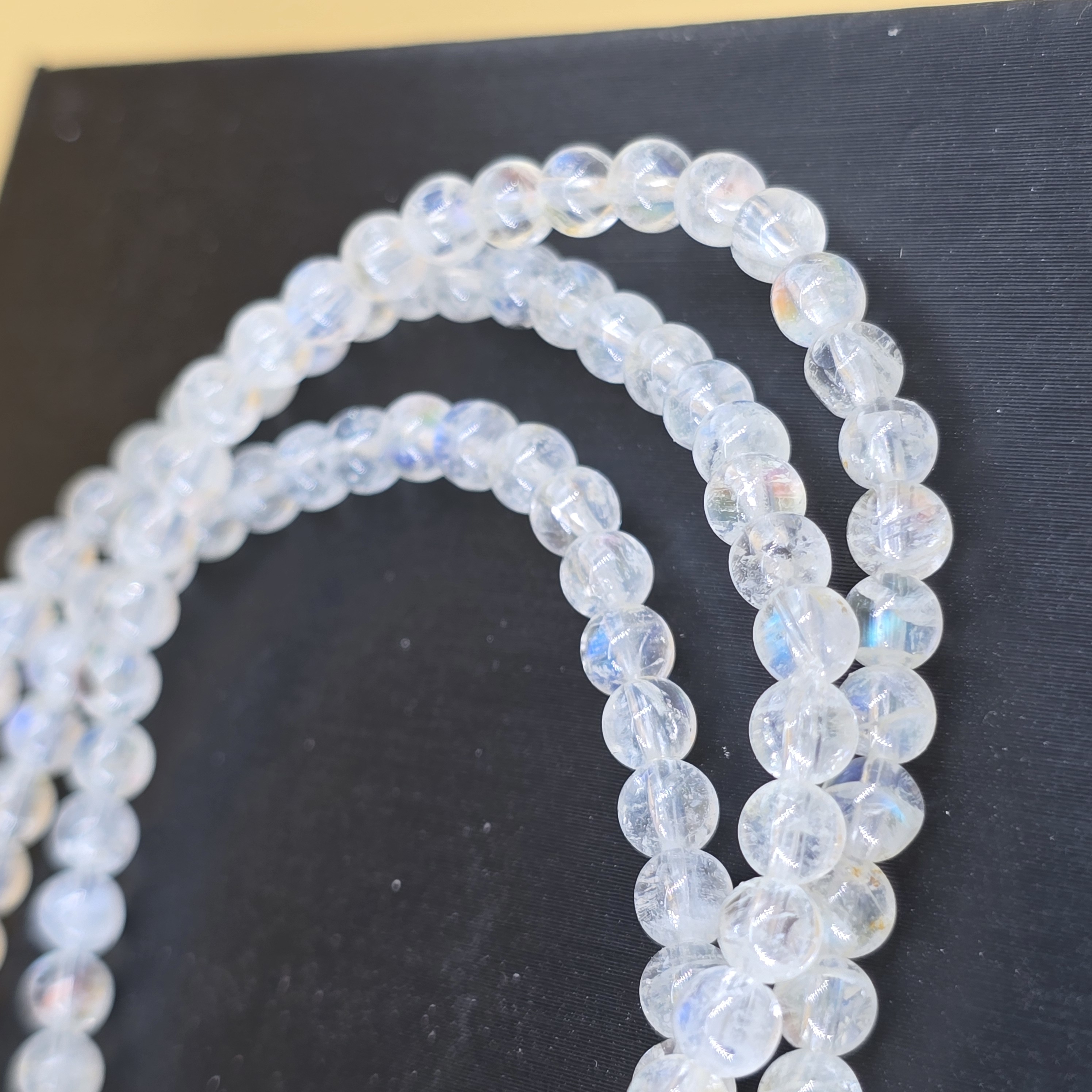 Vòng Chuỗi Quấn 3 Đá Mặt Trăng Rainbow Moonstone Ánh Cầu Vồng / Labradorite Trắng