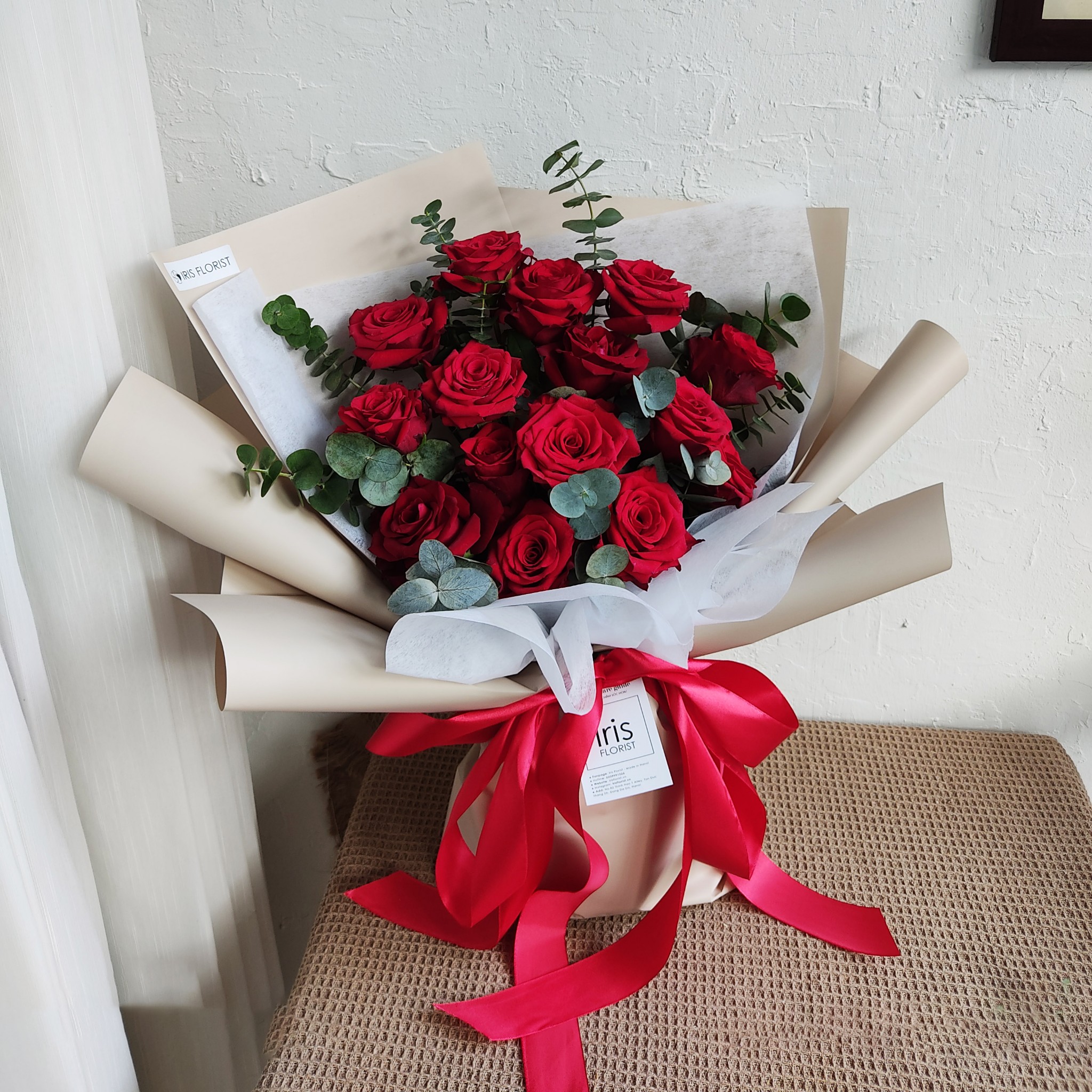 Bó hồng đỏ Explorer Đà Lạt - Bó dáng xòe  (18-20b)_thumbnail_0