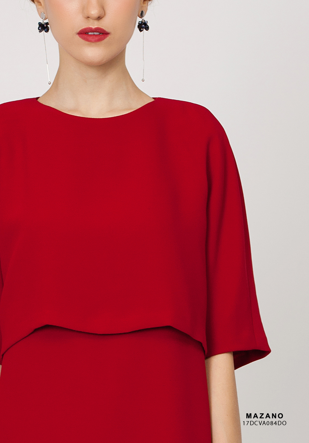 Váy đỏ phủ tà cách điệu_thumbnail_4