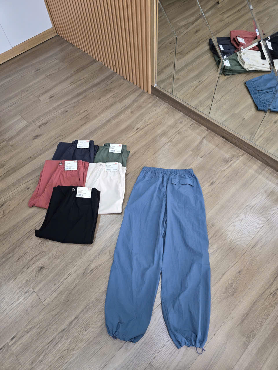 Q919 QUAN NU UNI (A11-4)_thumbnail_1