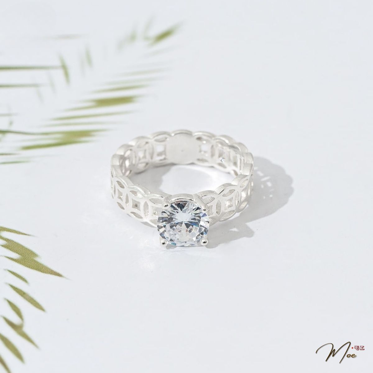 N148 - Nhẫn kim tiền trơn đá chủ kim cương_thumbnail_2