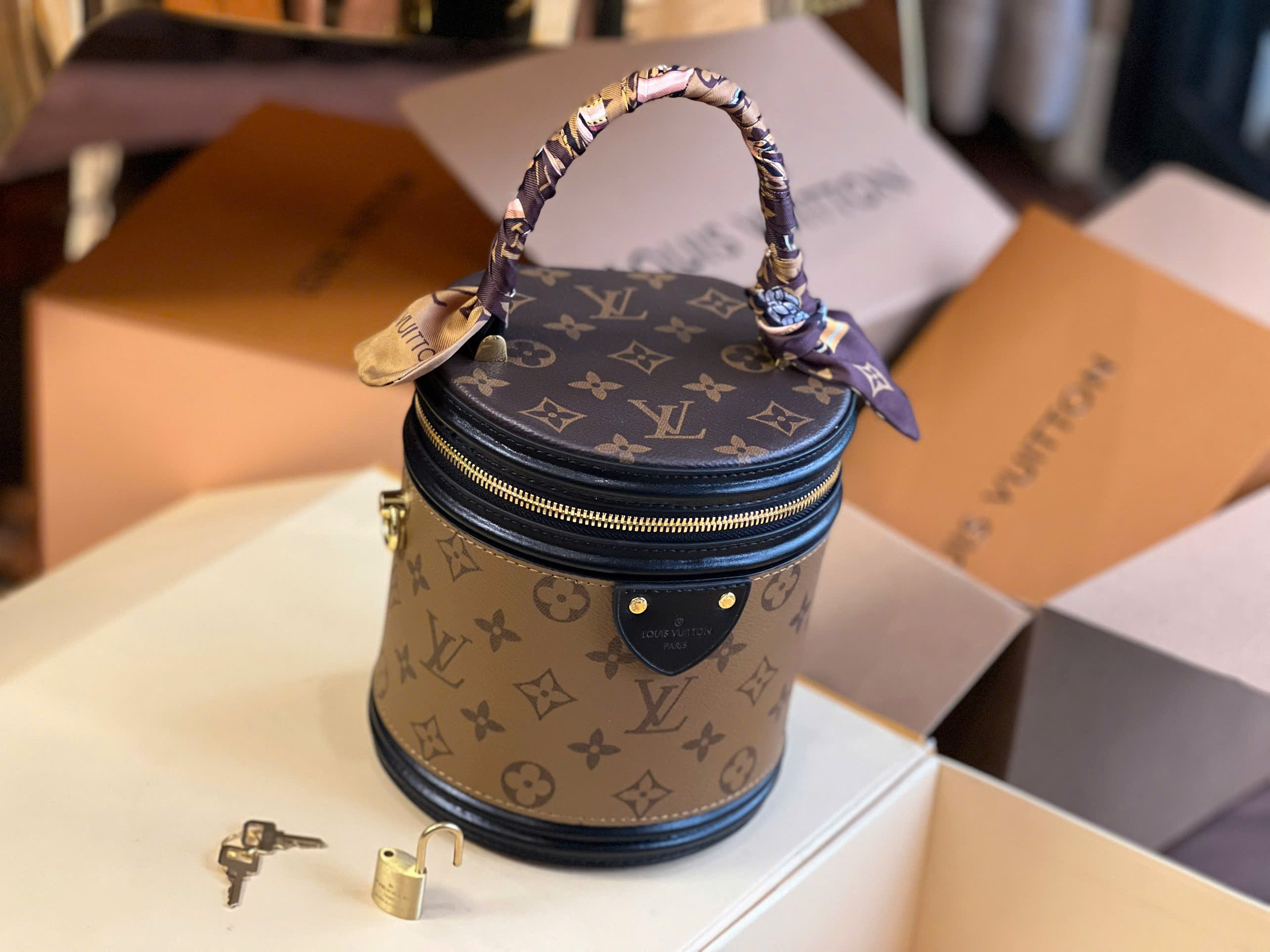 TÚI HIỆU LVvanity super 