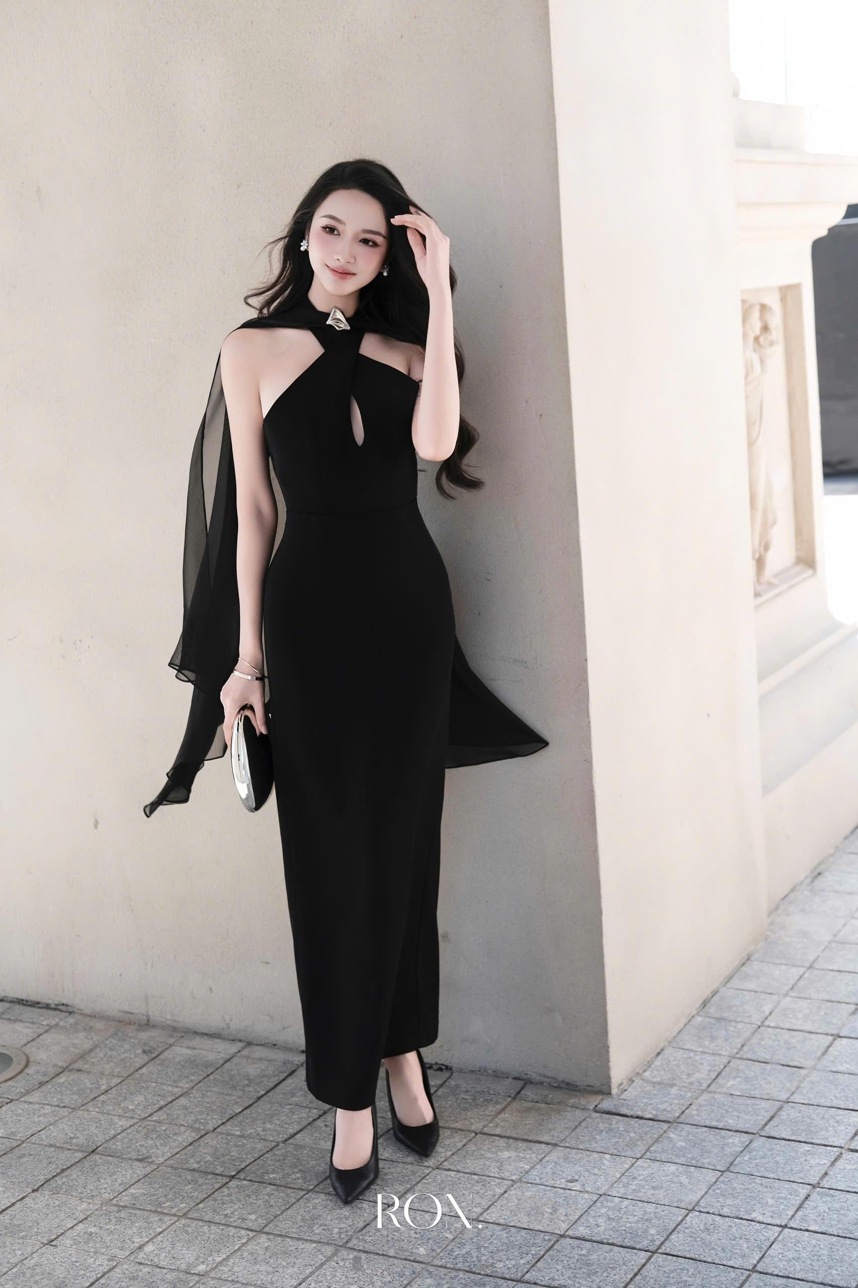 Váy cổ yếm chéo_thumbnail_4