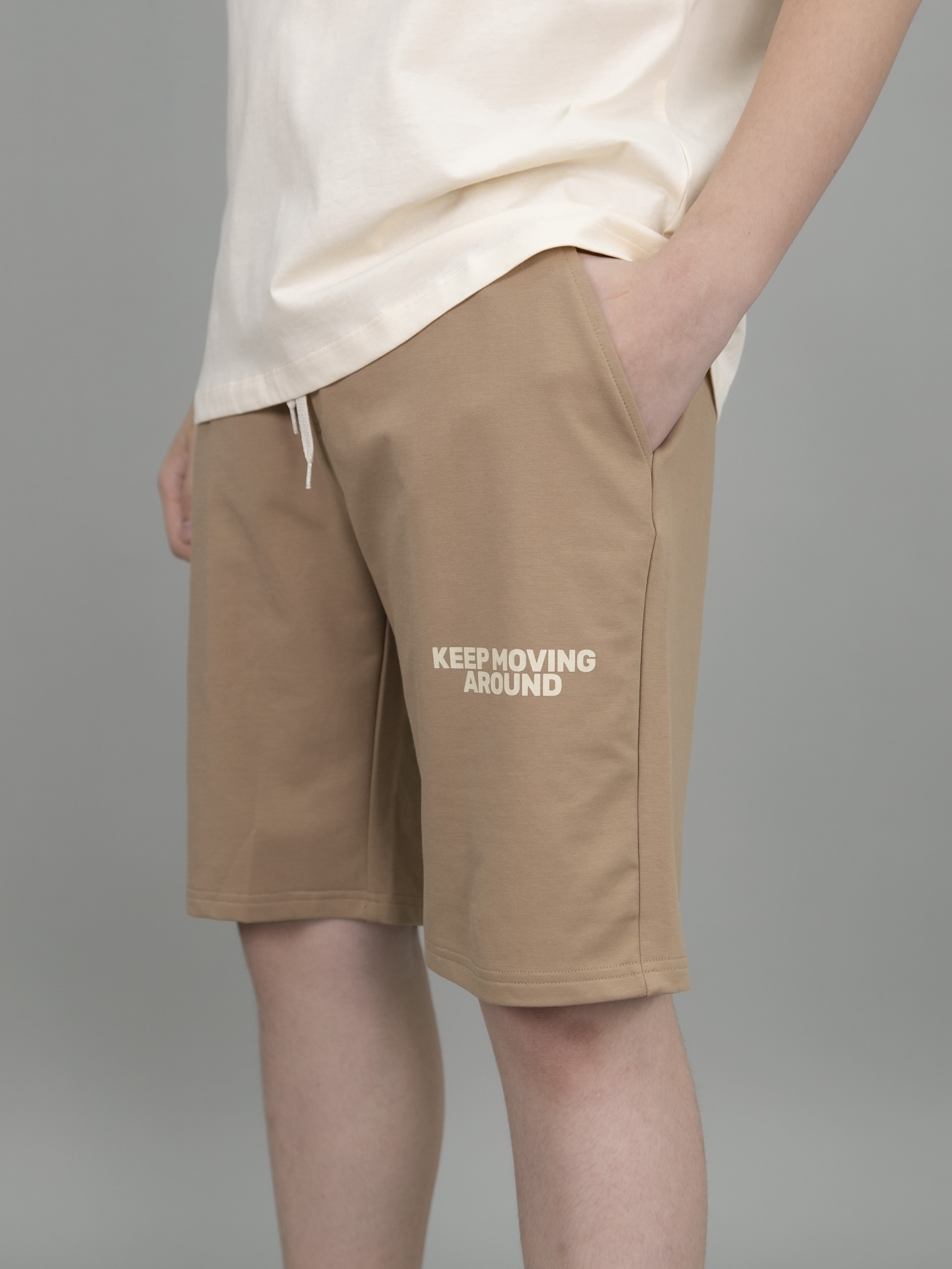 Quần short nâu nhạt in số 7_thumbnail_1