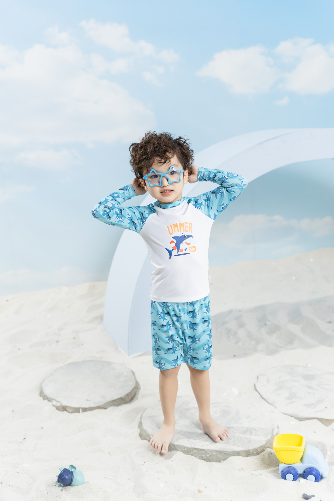 Set rời bé trai in cá mập Ilaby_thumbnail_0