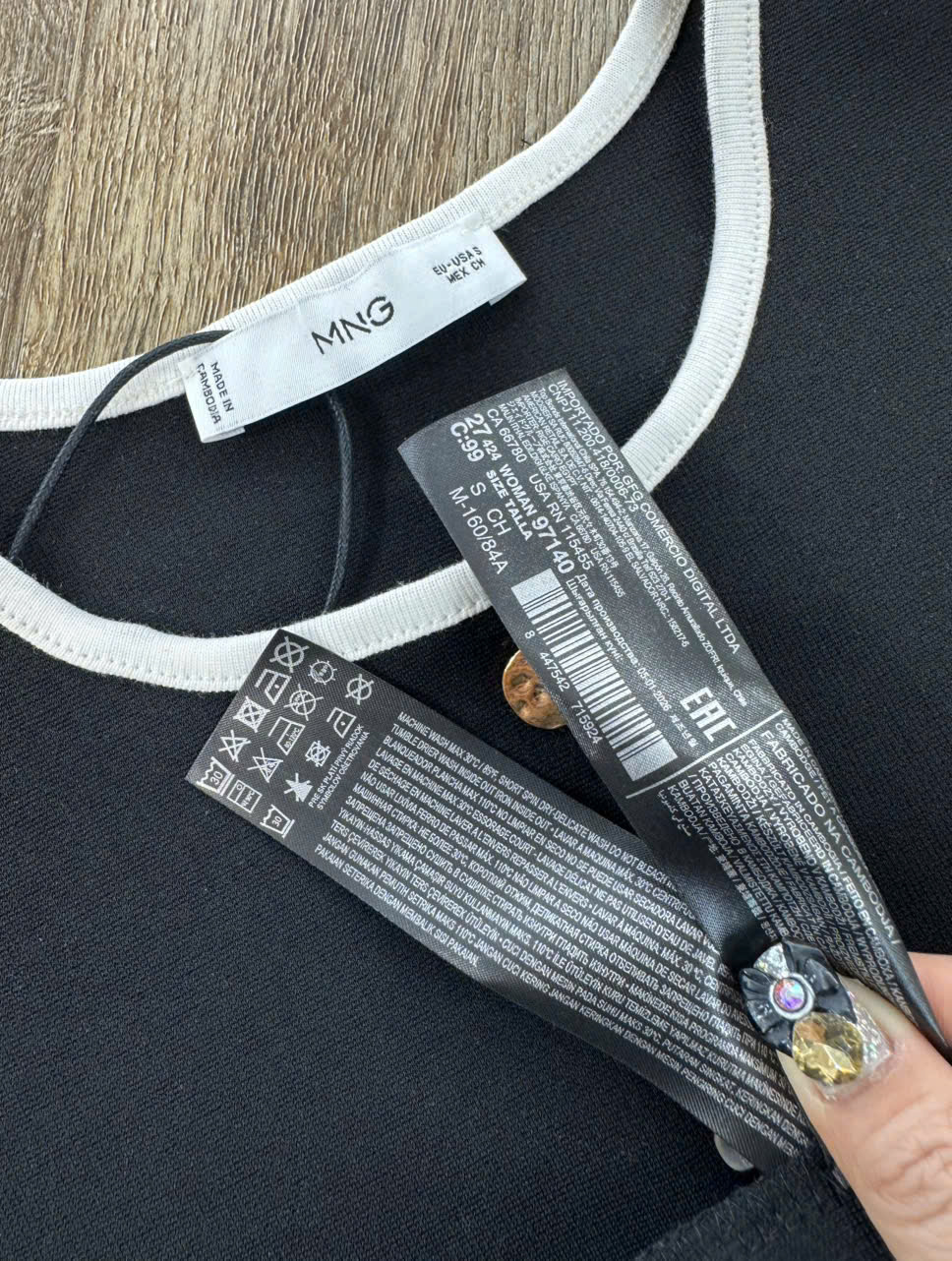 A51 ÁO KIỂU ĐEN_thumbnail_4