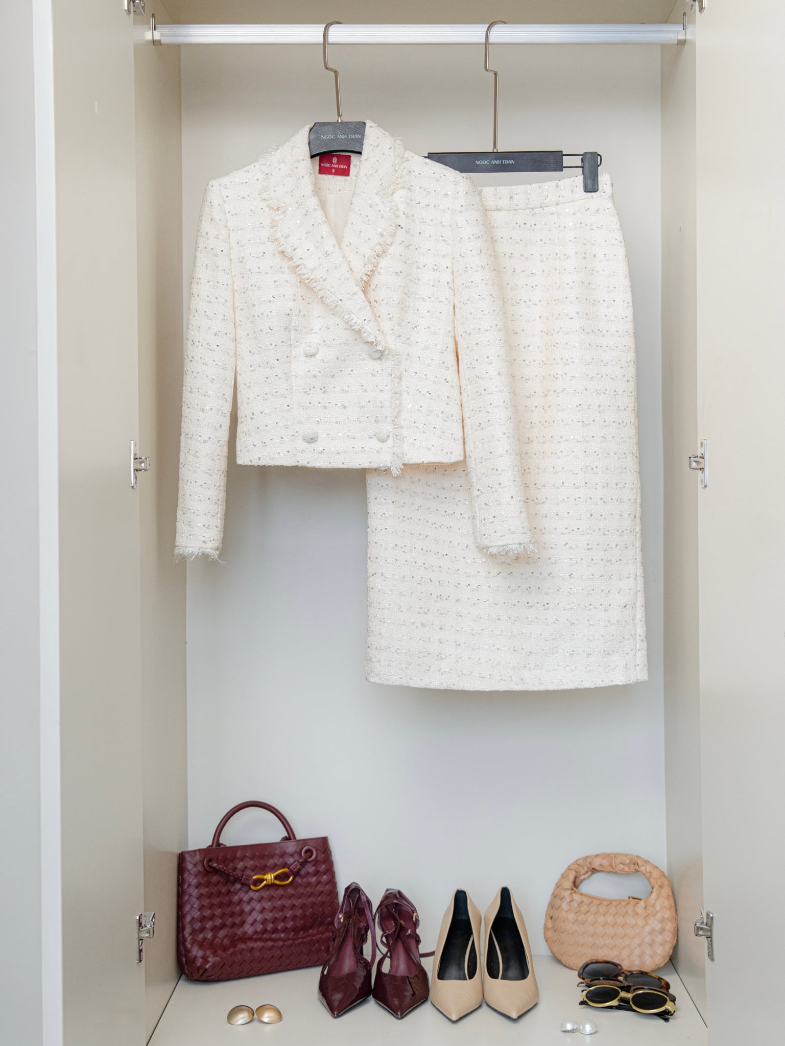 CV145 - Chân váy dạ trắng ngà