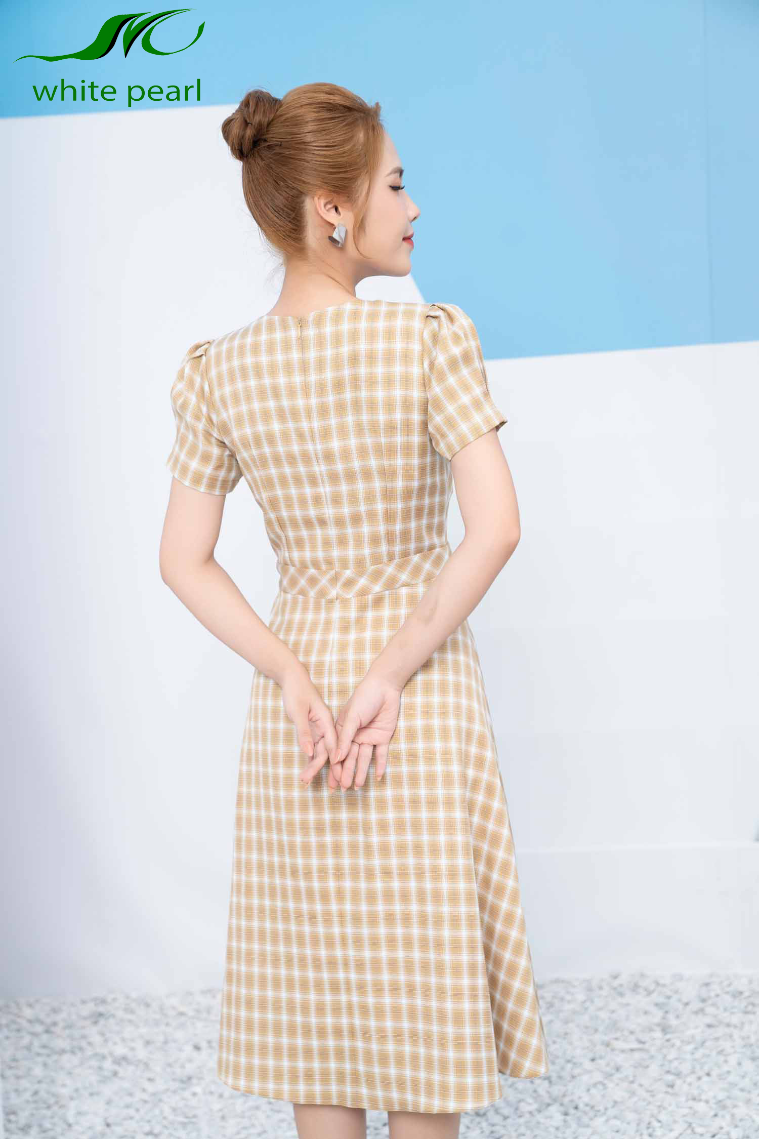 Đầm sen vuông 2 lá kẻ thời trang công sở cao cấp White Pearl