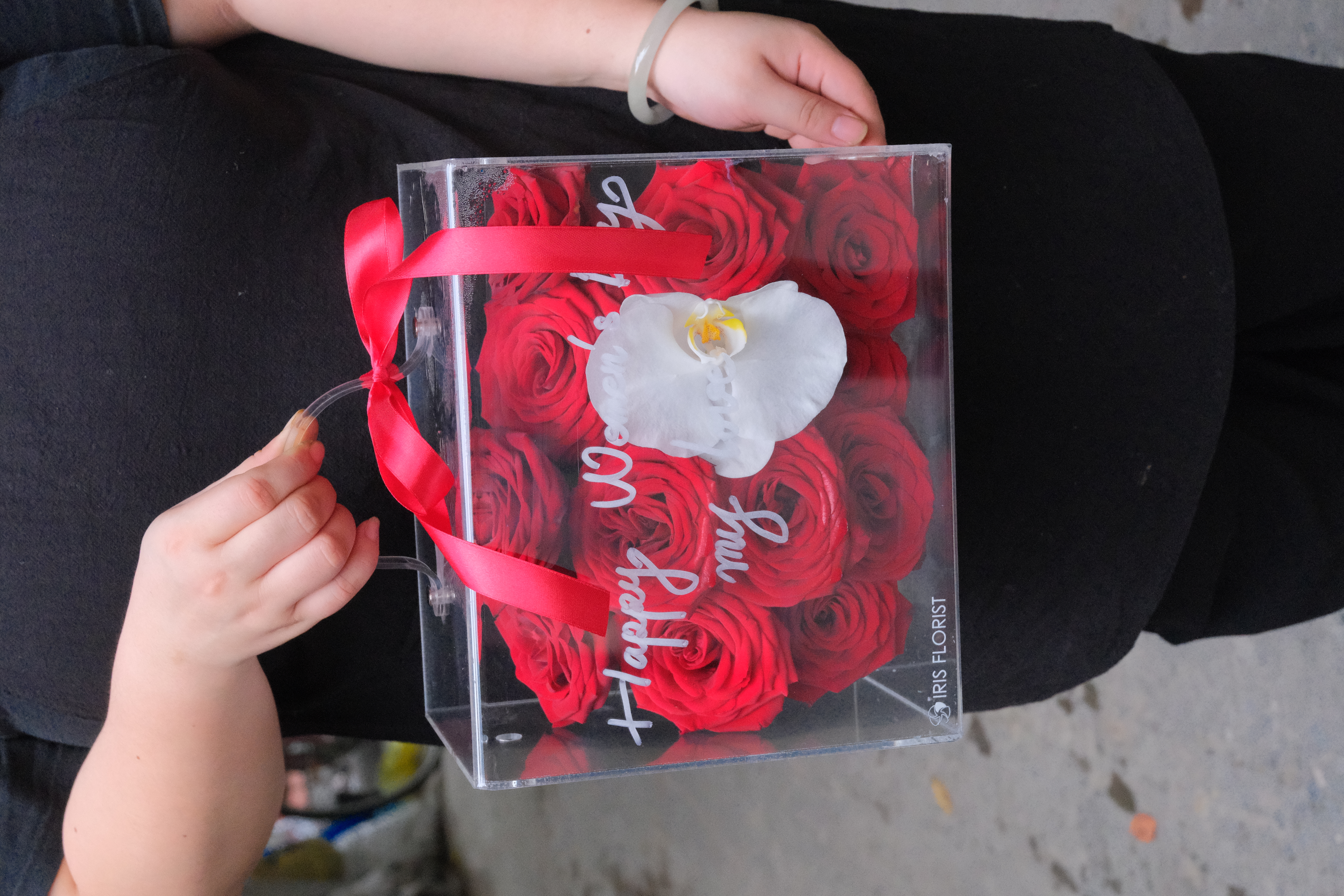 Hộp hoa Mica size nhỏ - Red Rose_thumbnail_1
