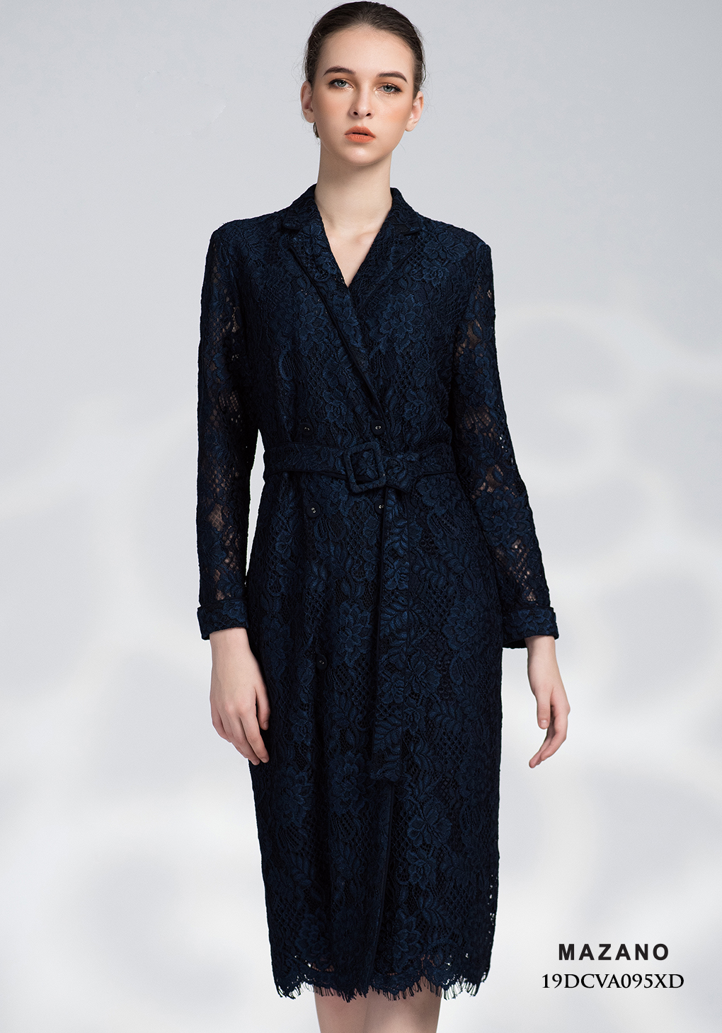 Đầm ren xanh cổ Vest thắt đai