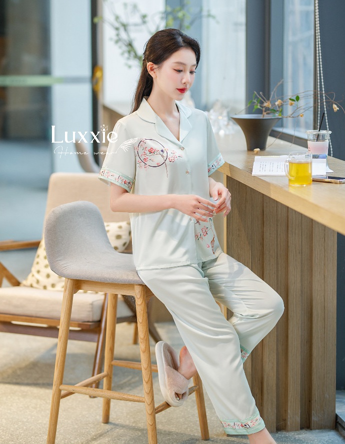 N128B Pijama lụa hoa đào chim én cộc tay