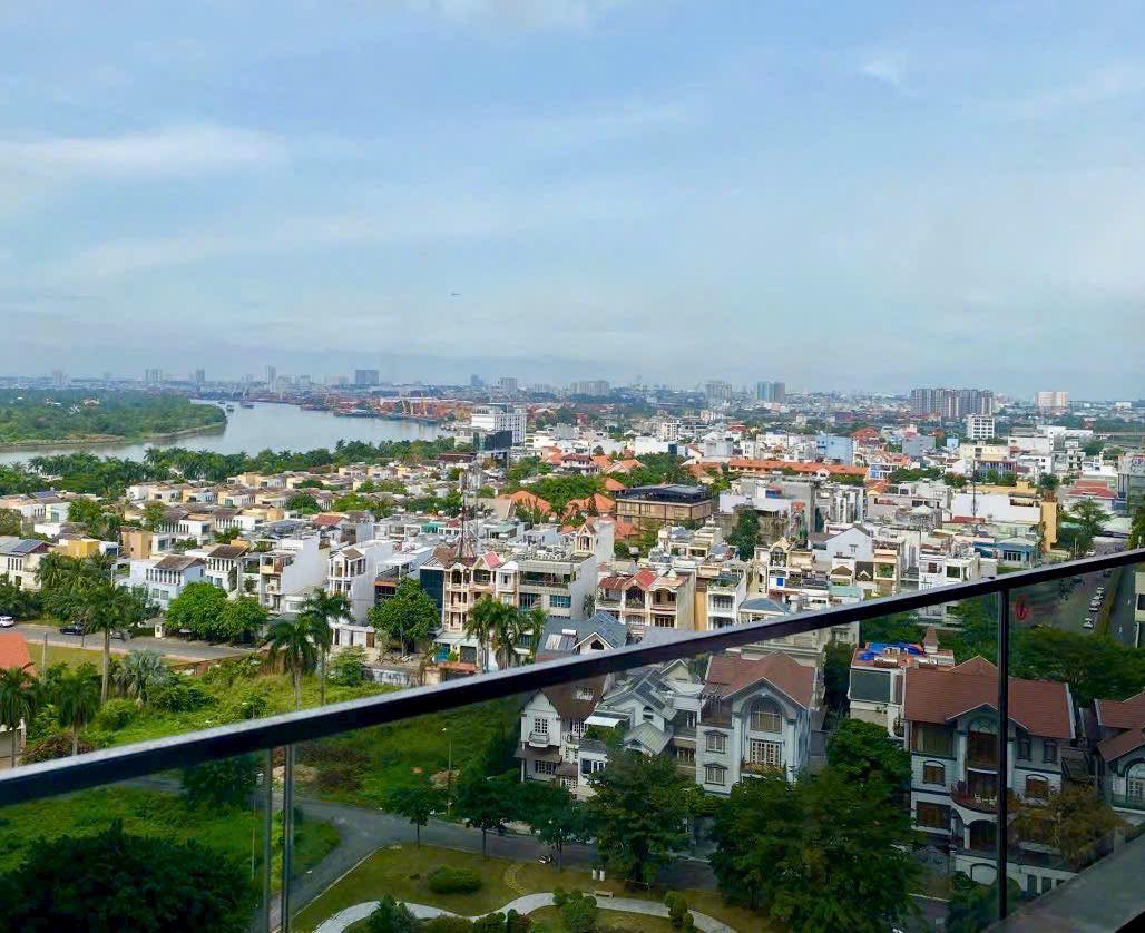 Liên hệ ngay - Chính chủ bán list căn 2PN Lumiere Riverside, nội thất nhập khẩu cao cấp, giá cực rẻ_thumbnail_1