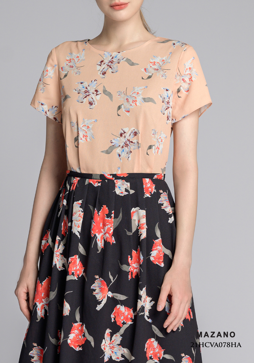 Váy họa tiết phối cách điệu chân xếp ly_thumbnail_6