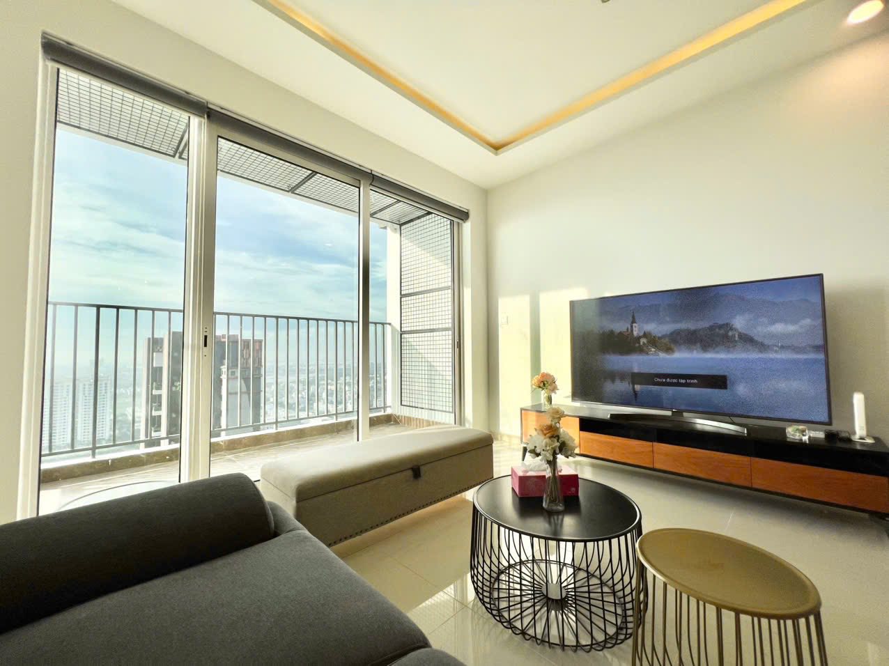 Vista Verde - Cho thuê căn hộ 2PN nhà đẹp giá tốt đầy đủ nội thất hiện đại