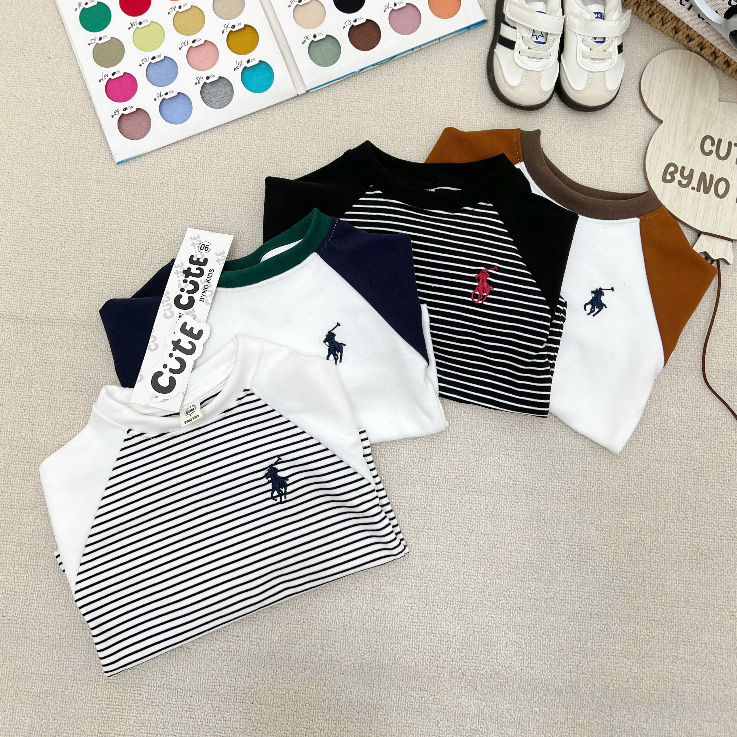 Q39 SET 4 ÁO DÀI TAY THÊU NGỰA MÃ 2- A106.247