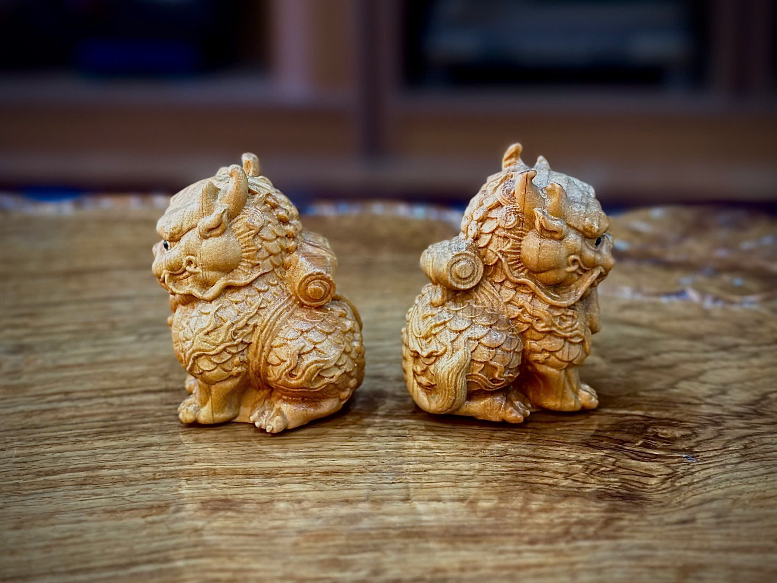 TƯỢNG GỖ KỲ LÂN - GỖ NHAI BÁCH