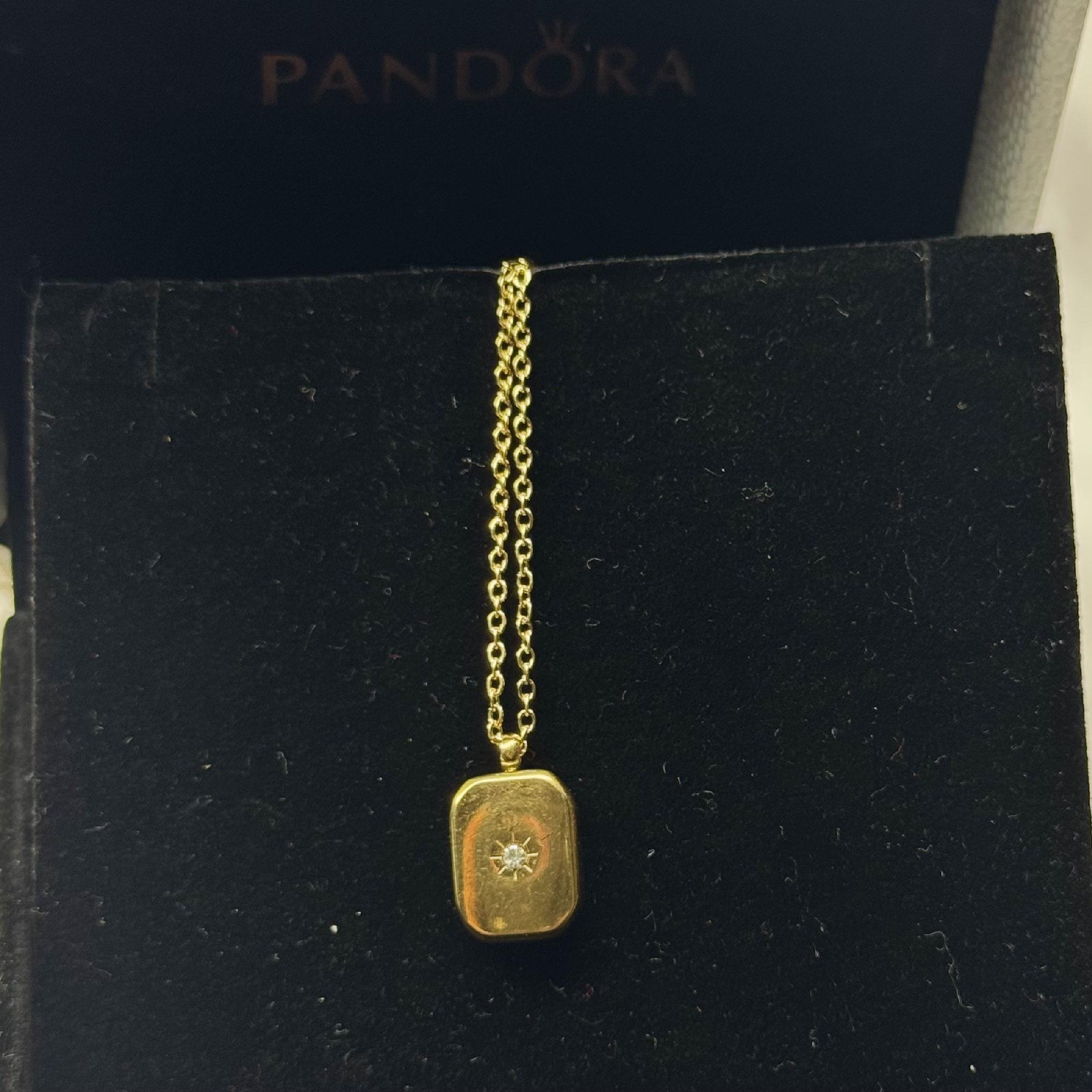 vòng cổ titan vàng charm chữ nhật đặc đính kim cương nhỏ _thumbnail_2