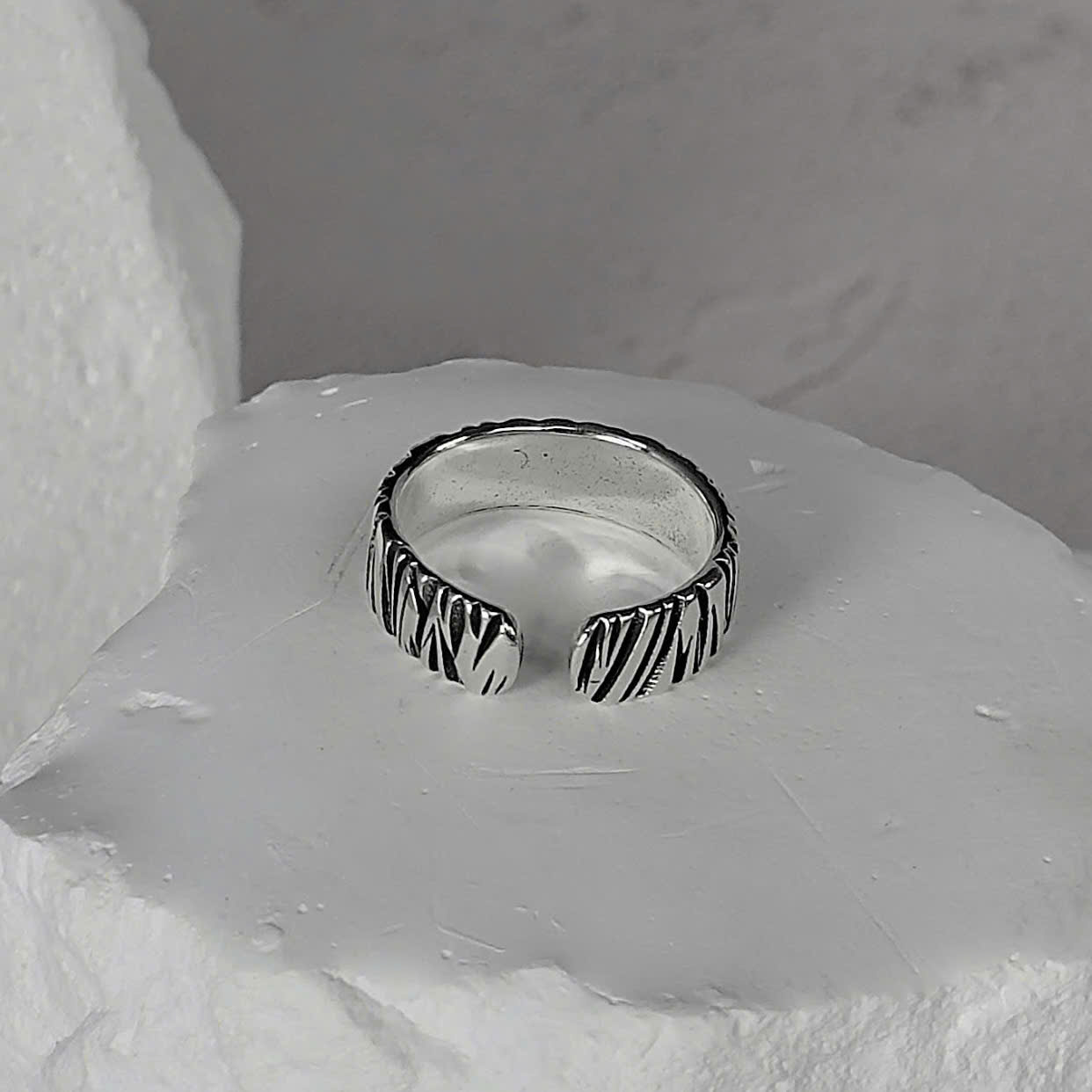 Nhẫn Ash - Sọc Dọc_thumbnail_2