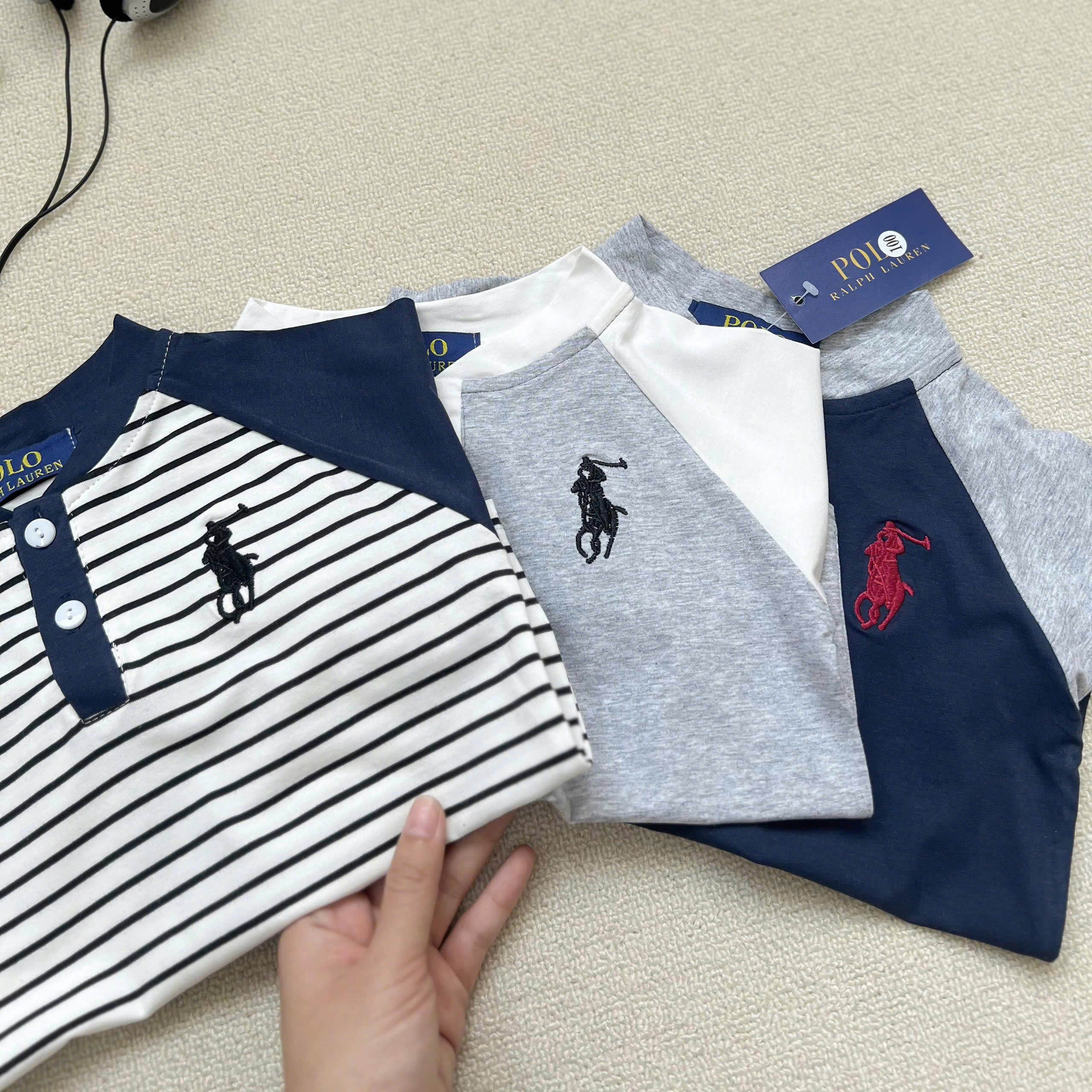 T99 SÉT 3 ÁO TRỤ NGỰA MÃ 2- A106.242