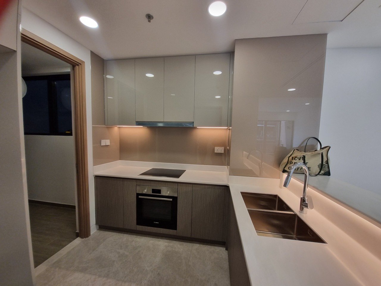 Bán chung cư The River Thủ Thiêm, 3 phòng ngủ, 140 m2, giá 21.5 tỷ _thumbnail_3