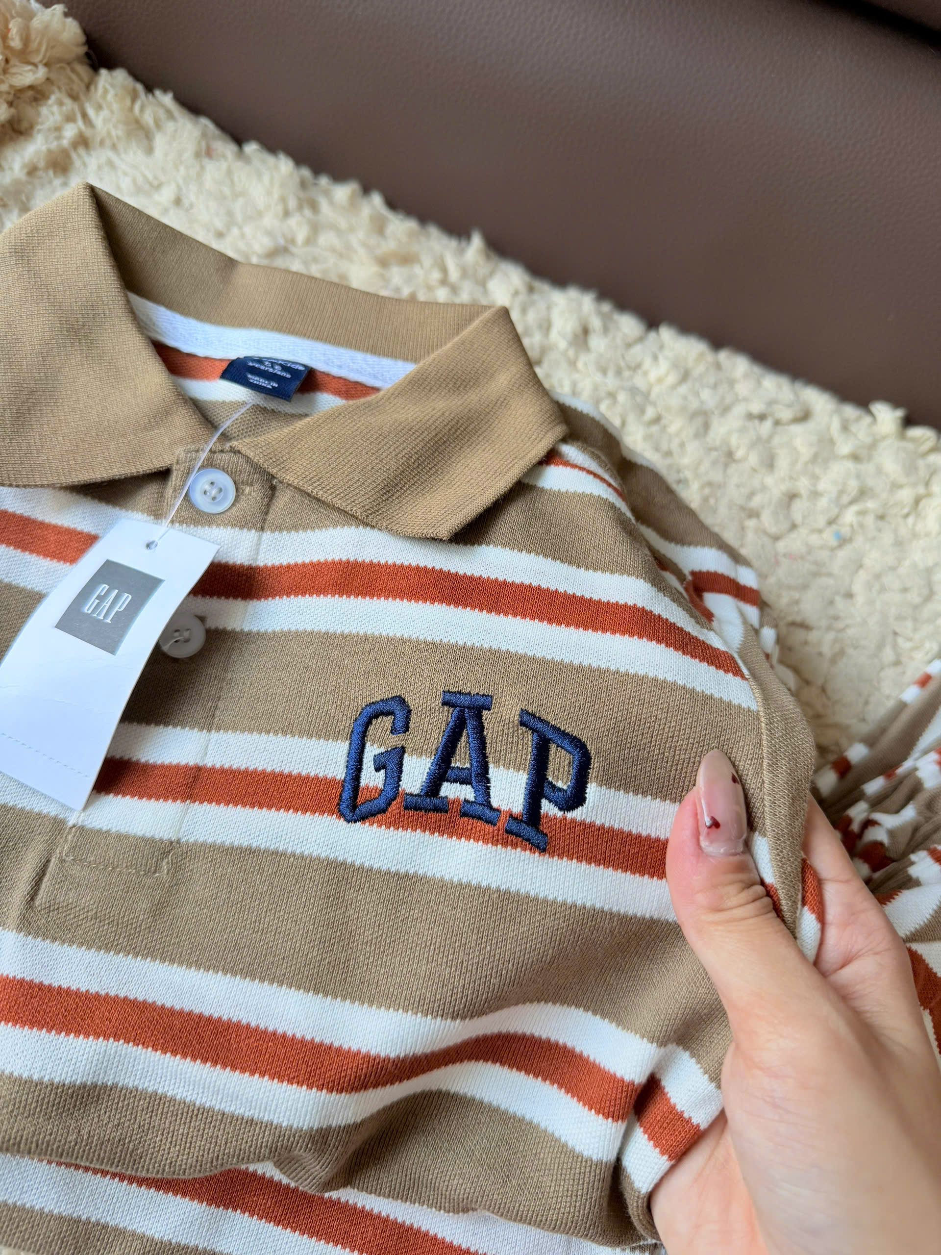 A71 ÁO POLO GAP SỌC NÂU (MUA 2 GIẢM 10K/C)