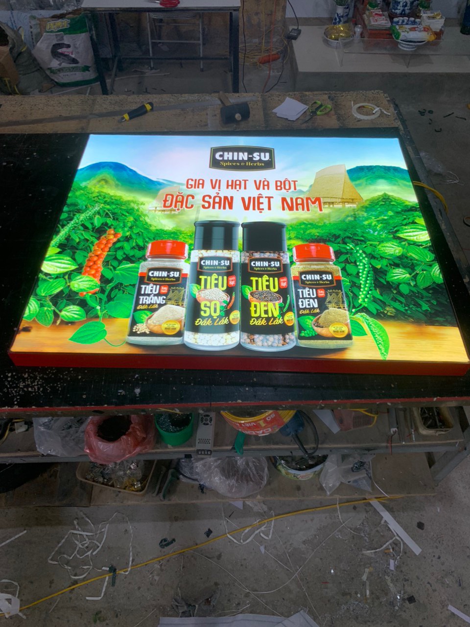 GIA CÔNG HỘP ĐÈN NHÉT CẠNH _thumbnail_4