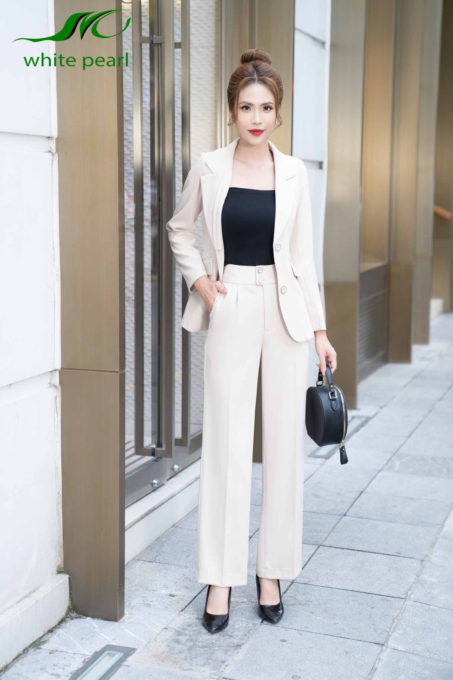 Bộ vest dáng dài kết hợp quần ống suông thời trang công sở White Pearl