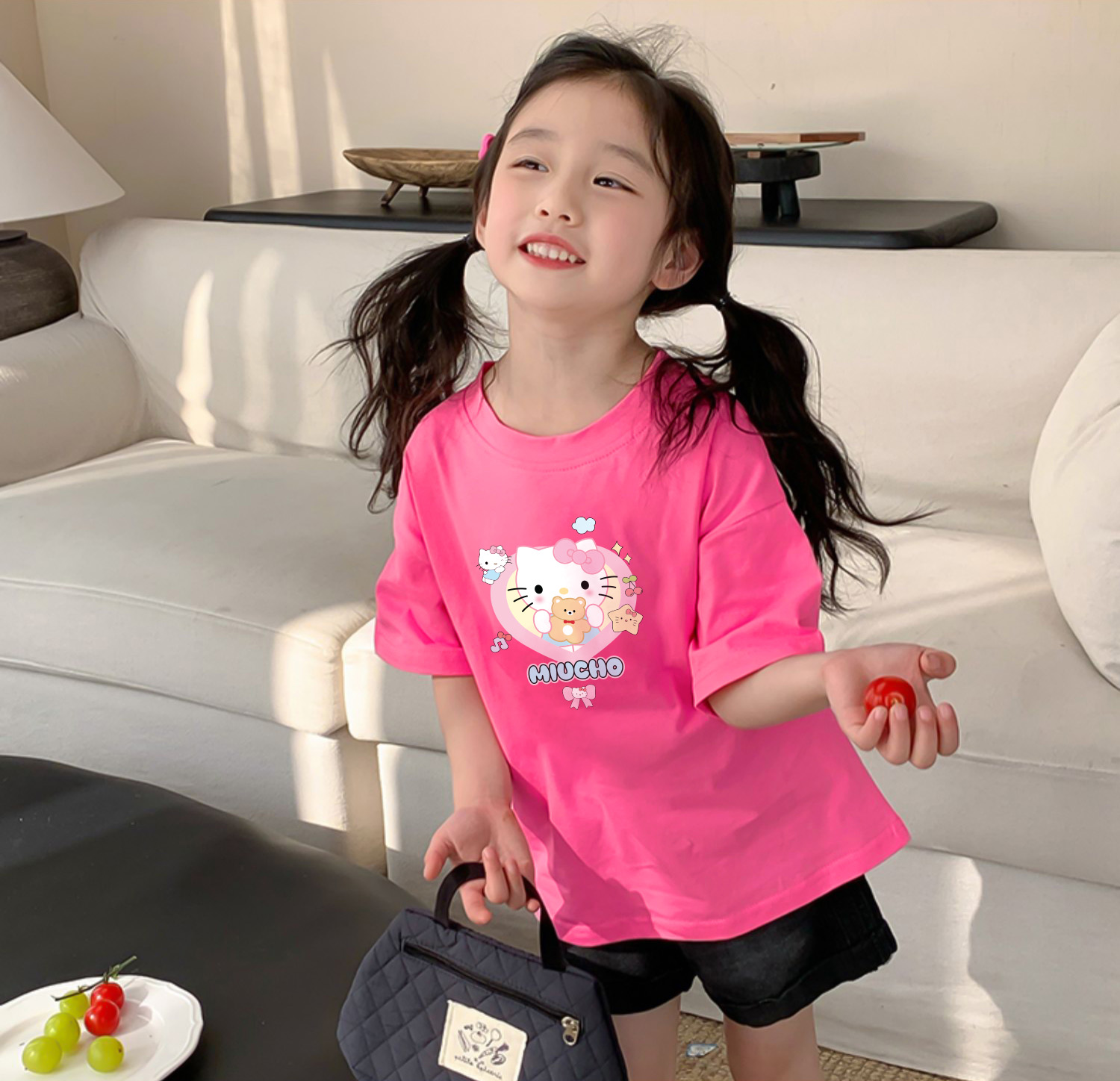 Áo thun bé gái form rộng chất vải cotton thoáng mát AED1545 Miucho Kid in artwork_thumbnail_3