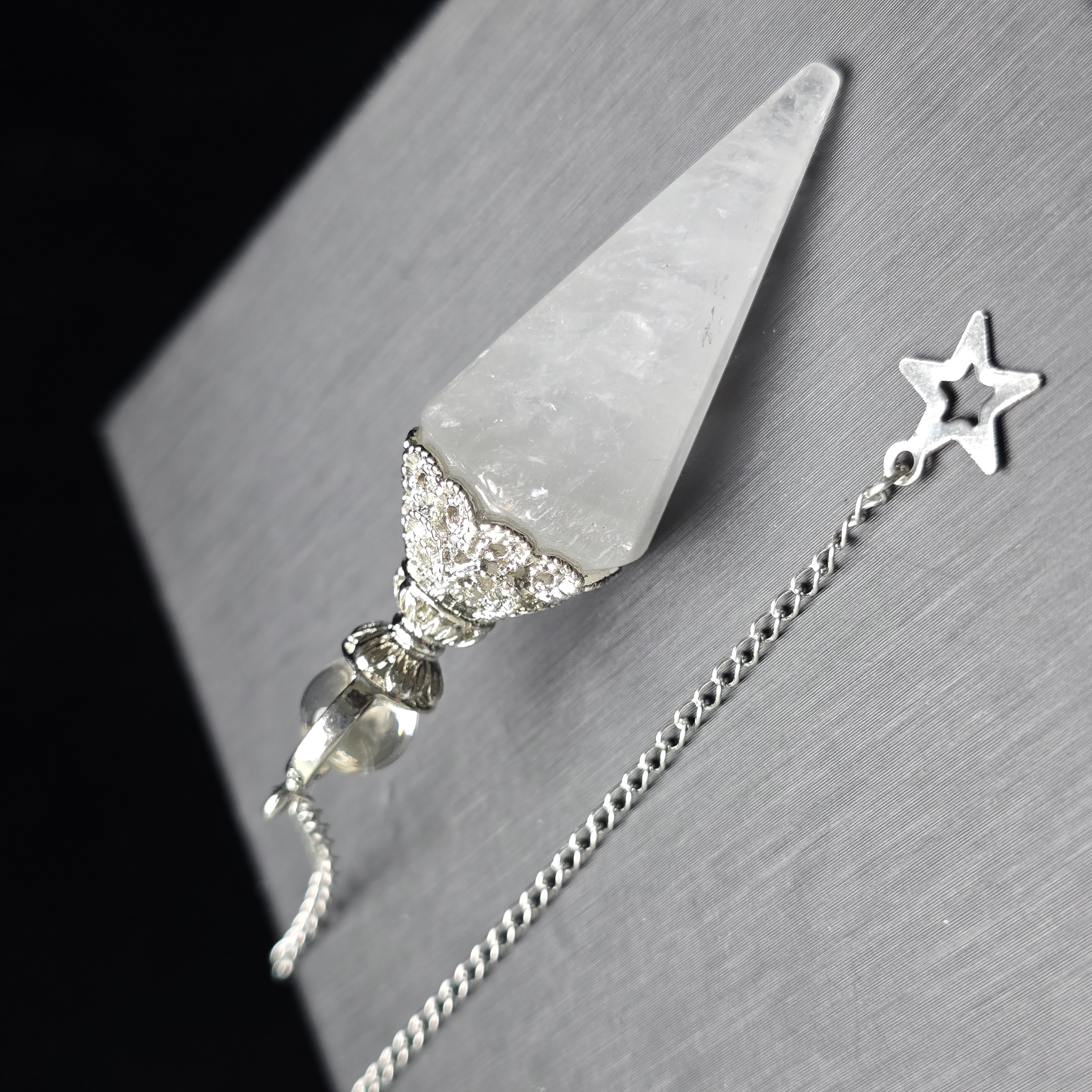 Con Lắc Cảm Xạ Pendulum Đá Tự Nhiên Dáng Con Thoi_thumbnail_2