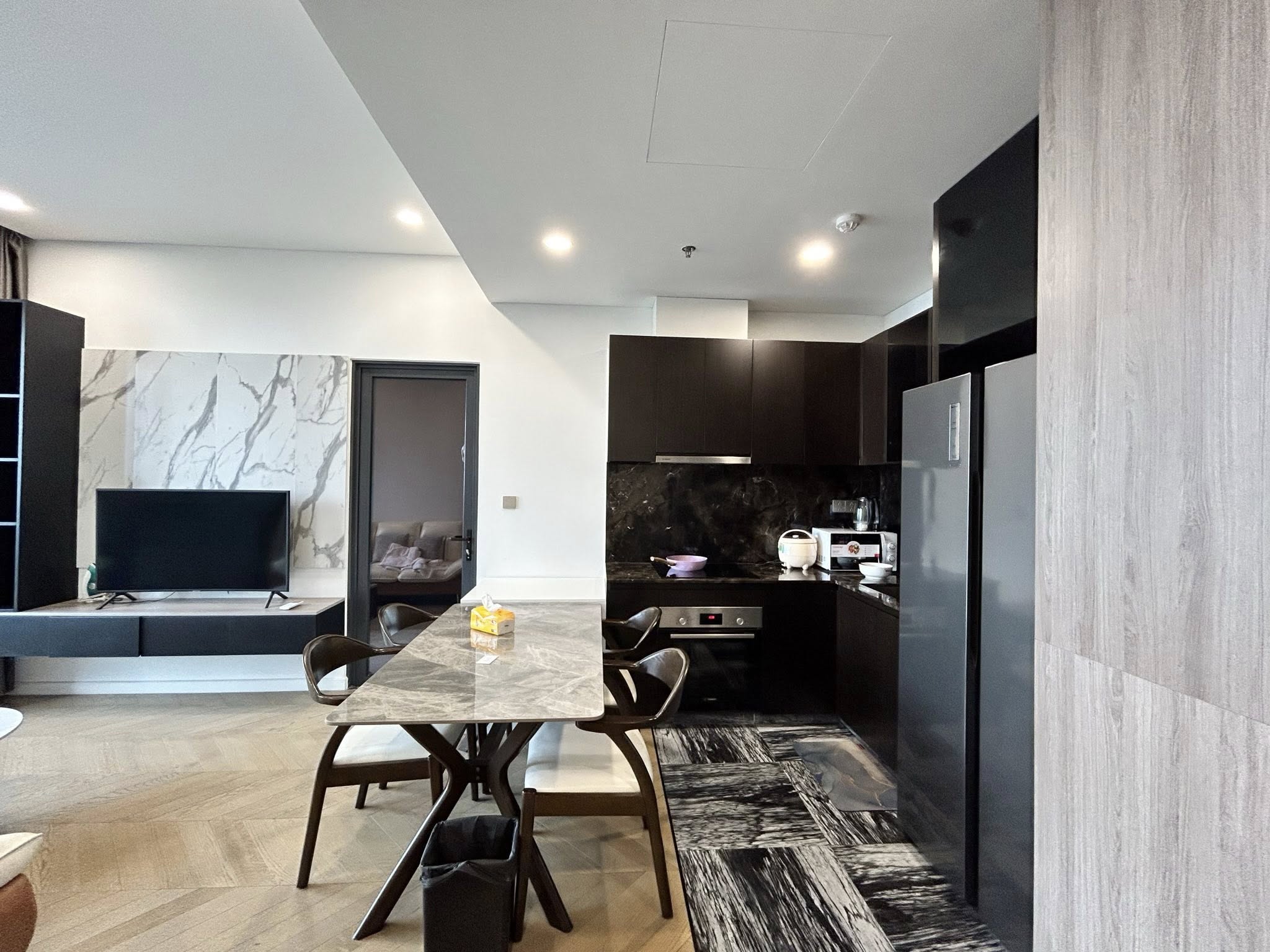 BÁN CĂN HỘ 2 PHÒNG NGỦ LUMIERE RIVERSIDE ĐÃ CÓ SỔ HỒNG