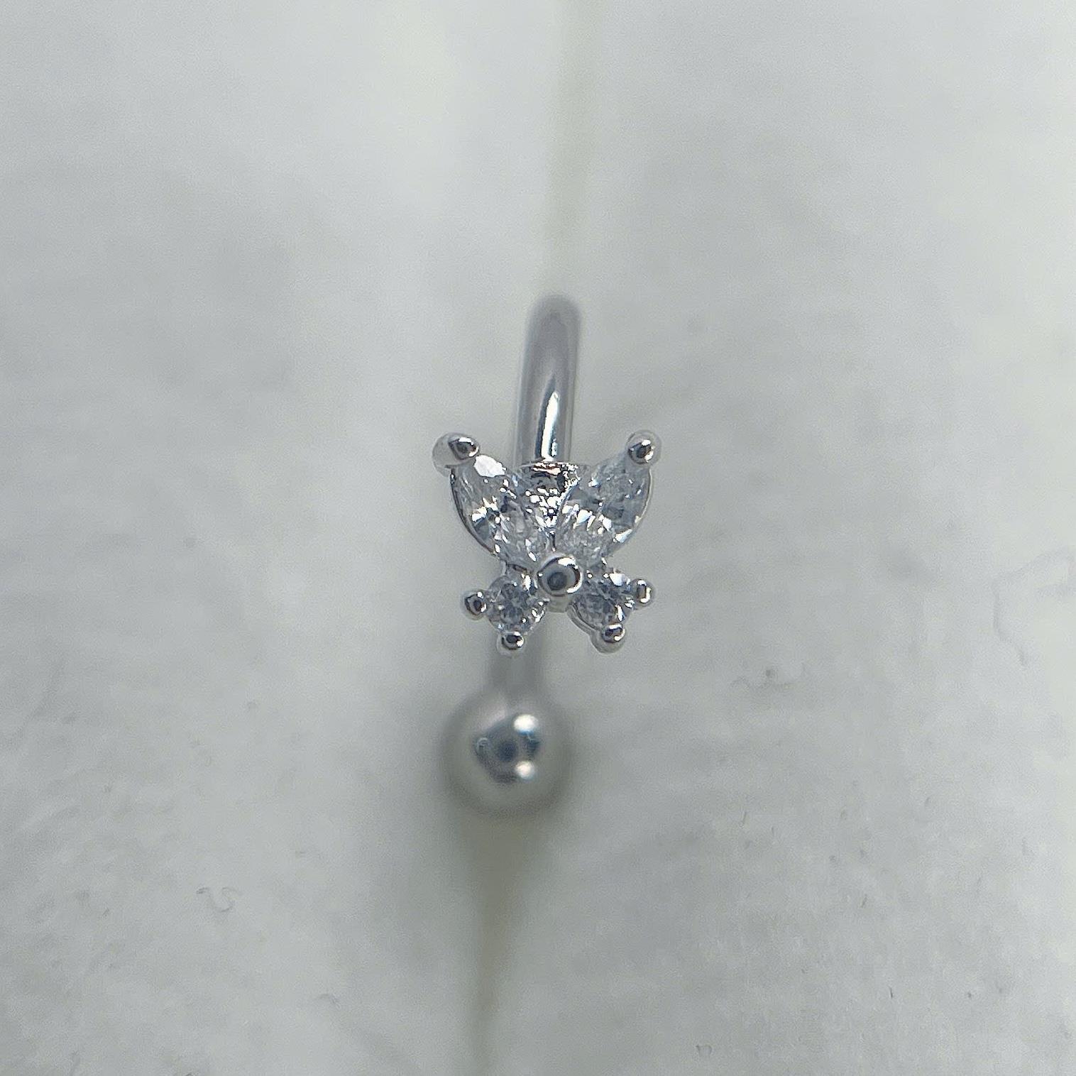 septum kiểu con bướm kim cương nhỏ._thumbnail_2