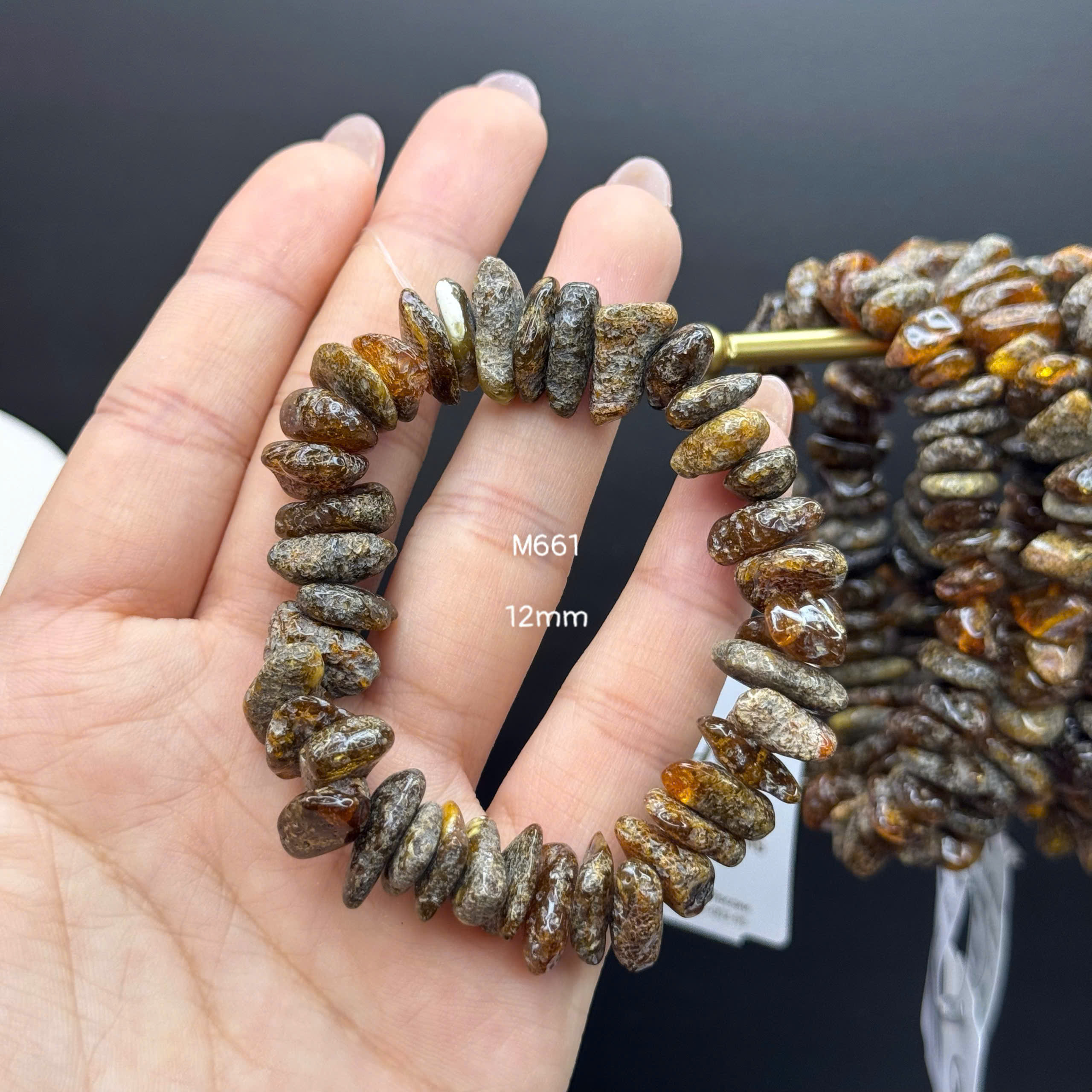 Lắc Tay Hổ Phách Rêu Y Tế - M661