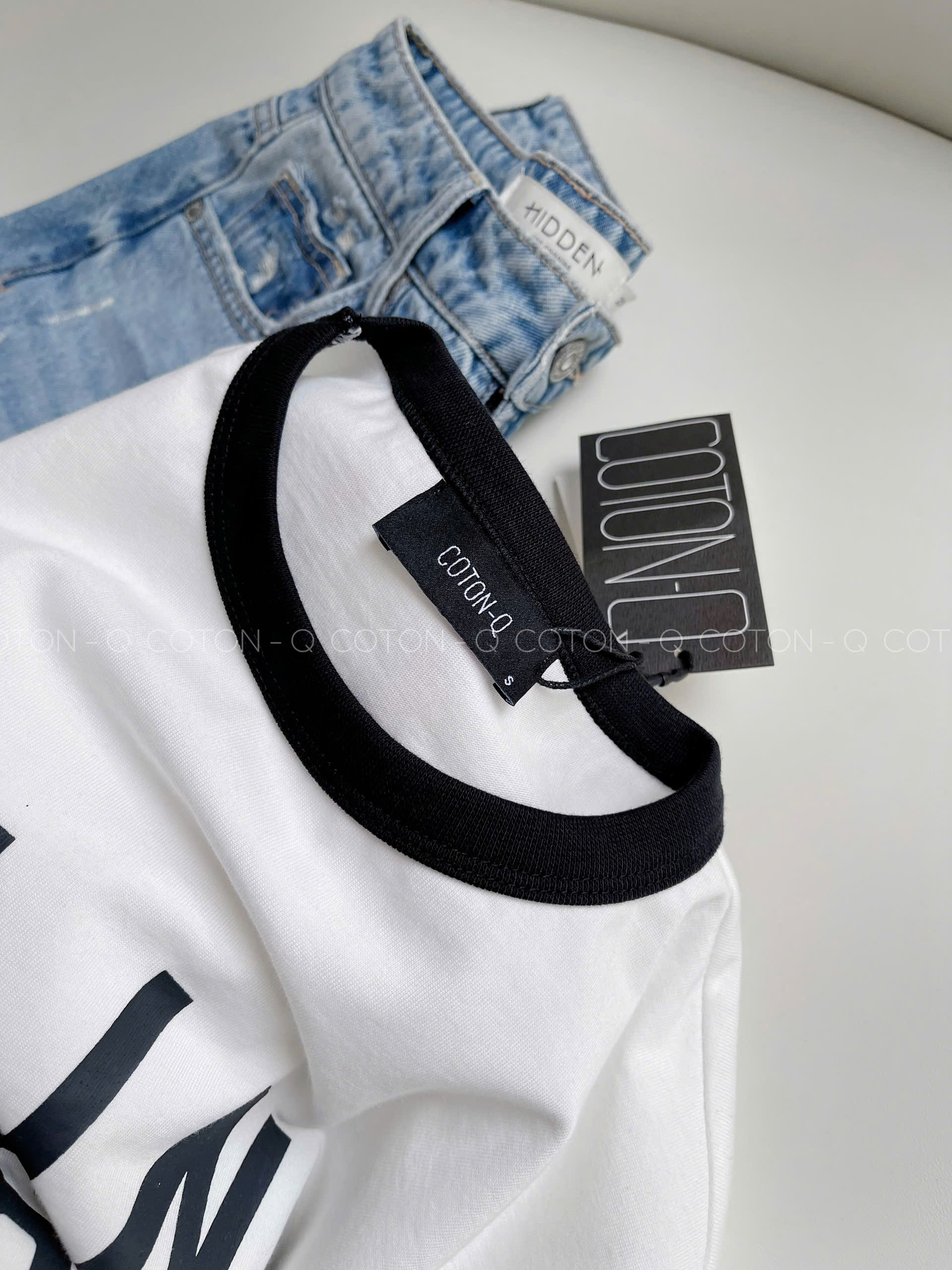 Áo thun cổ tròn trắng in chữ số_thumbnail_2