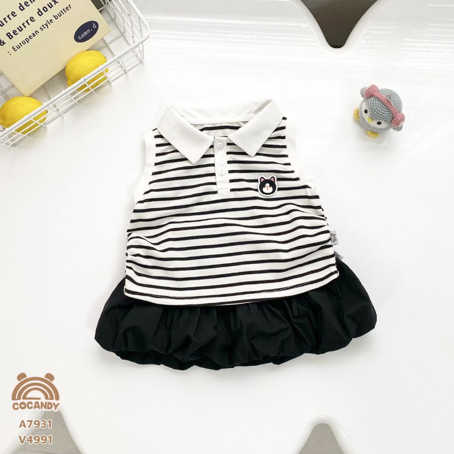 Áo cộc kẻ ĐEN sát nách cổ bẻ phối mèo đen_thumbnail_0