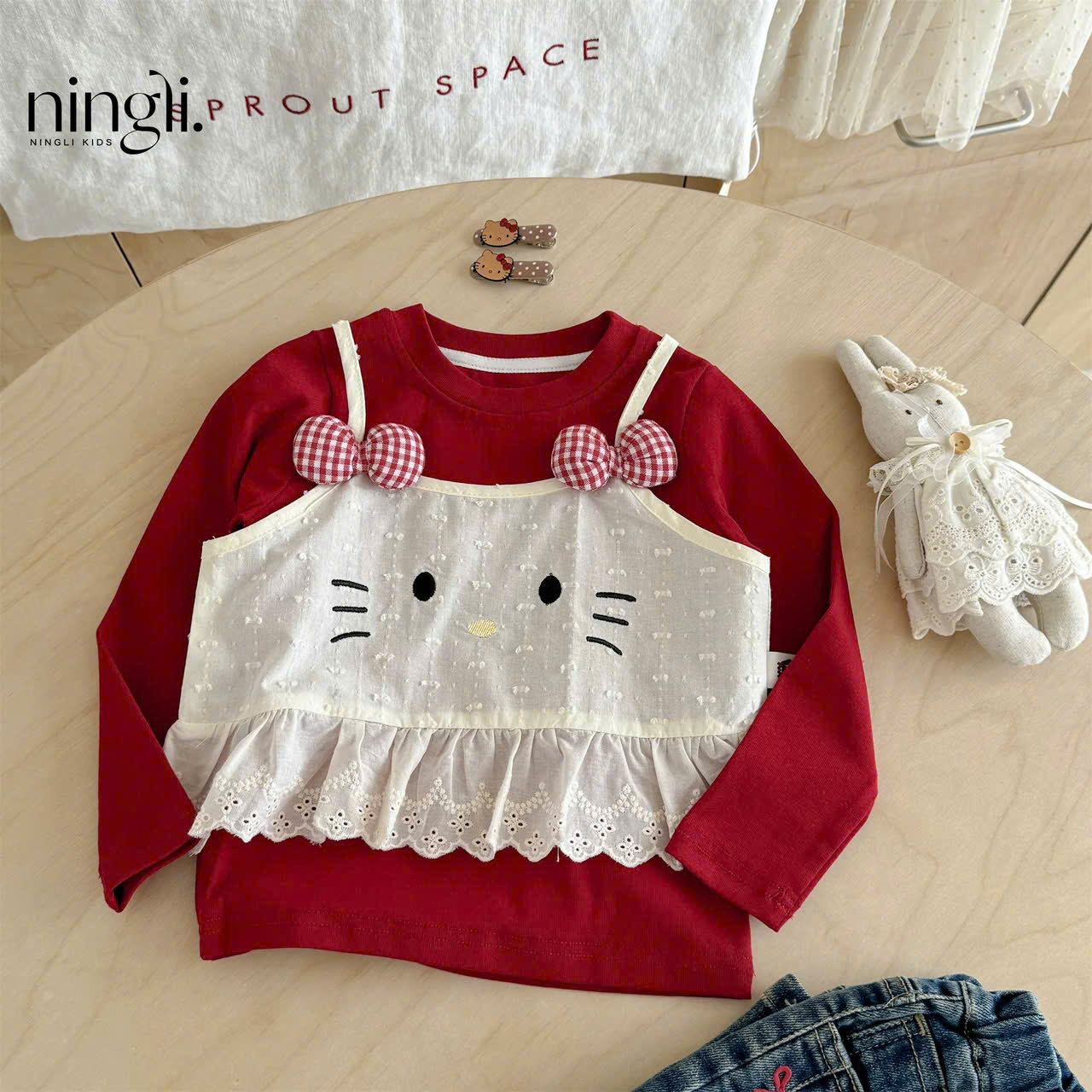 (G170) Áo thun dài tay đỏ kèm 2 dây kitty heyduck_thumbnail_0